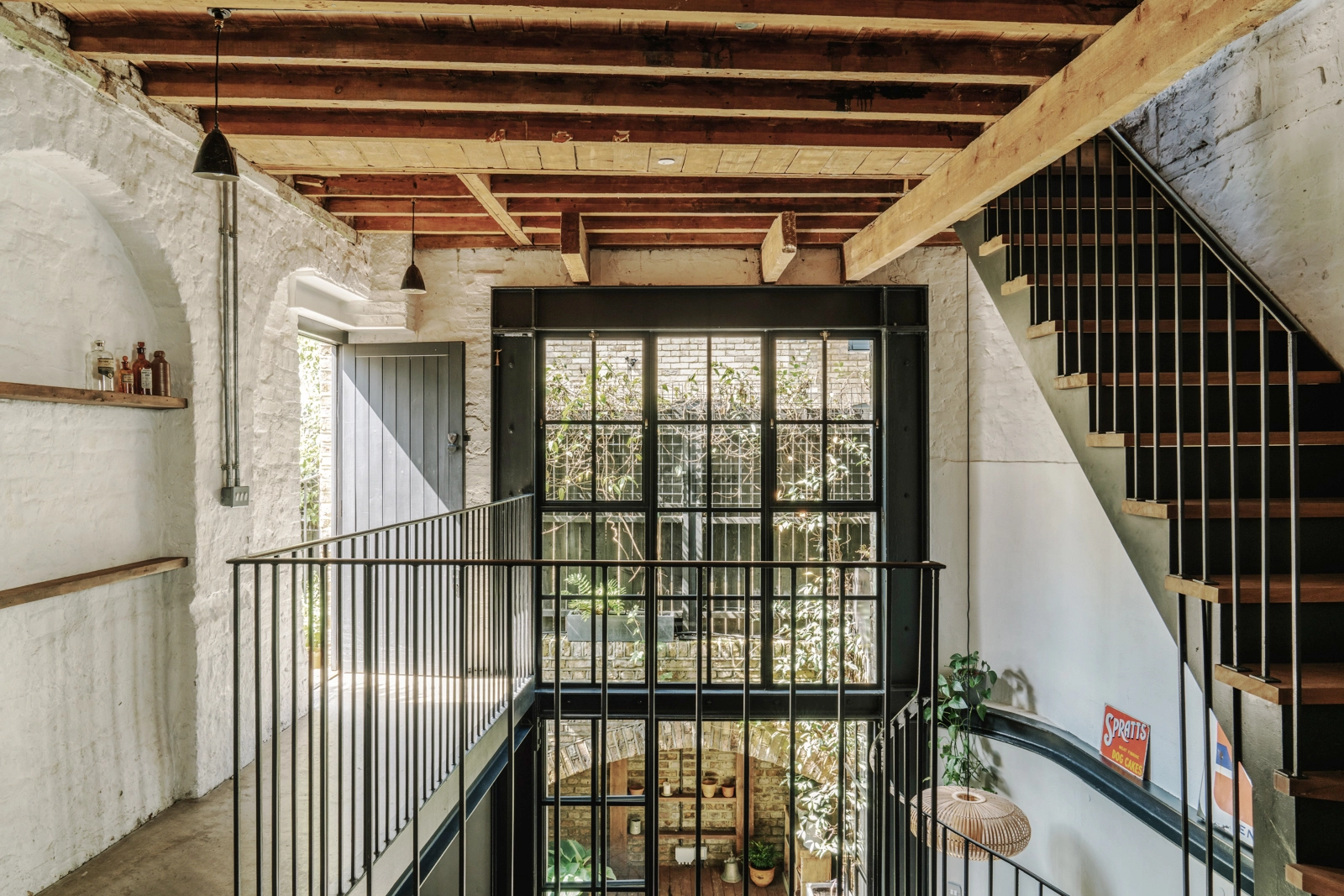 palier avec escalier métal et bois maison loft