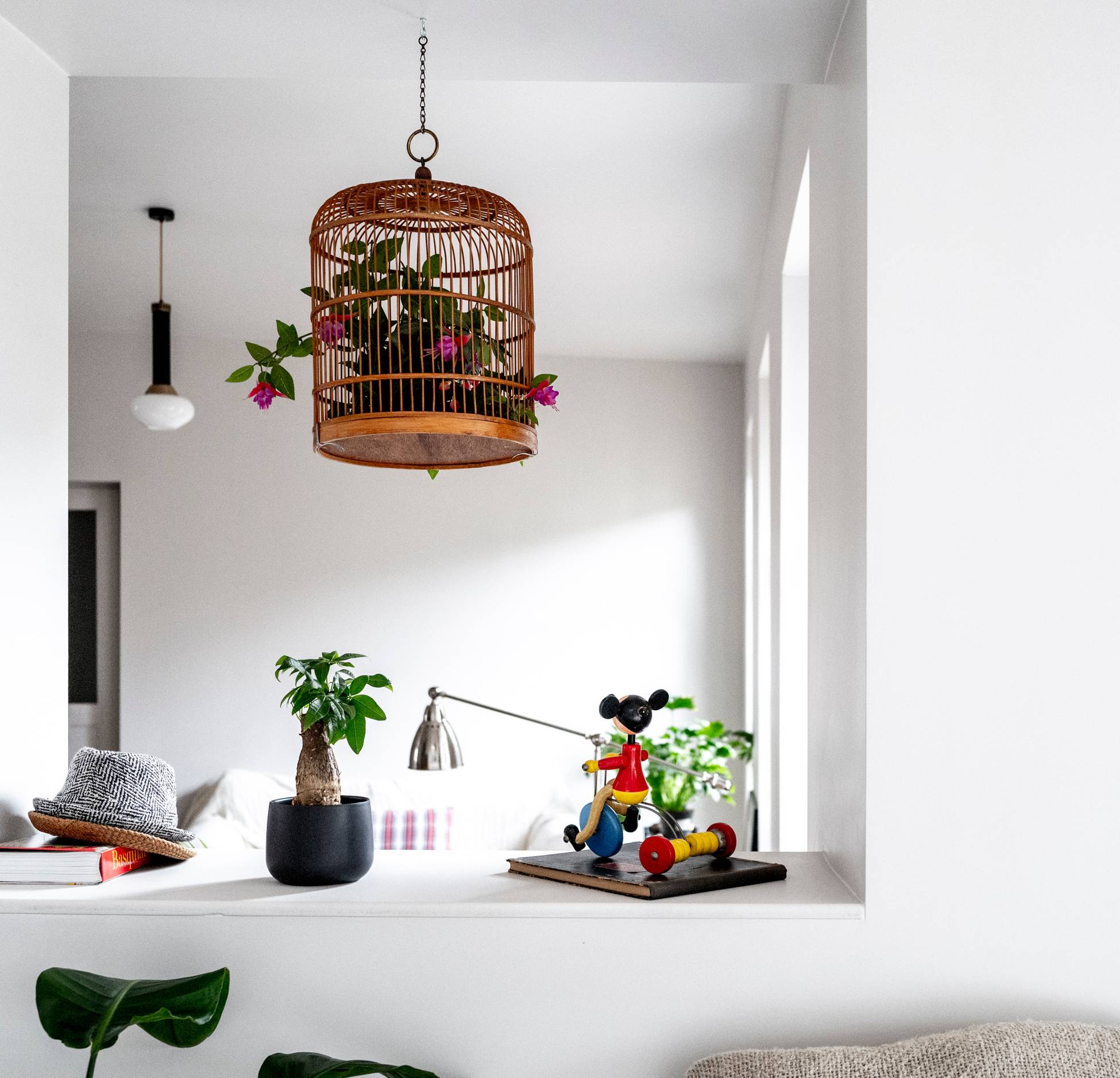 salon avec bibelots