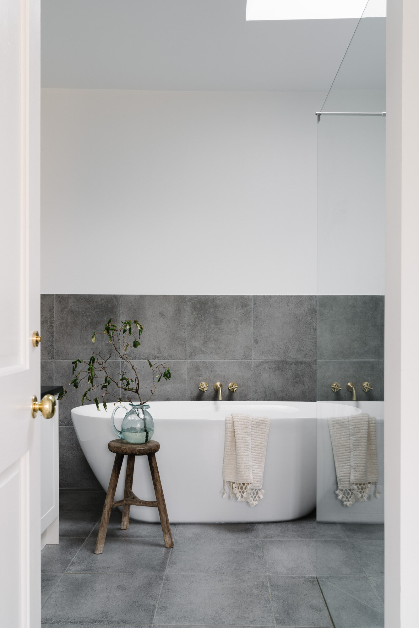 salle de bain baignoire îlot design