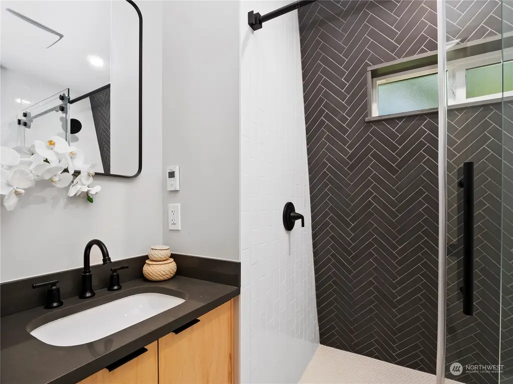 salle de bain noire et blanche salle de bain noire et blanche