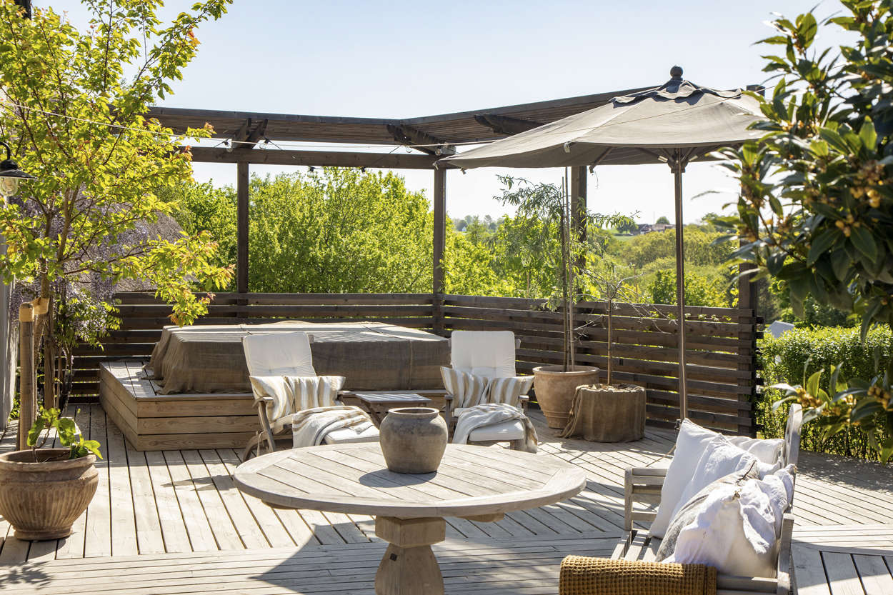 terrasse bois avec spa