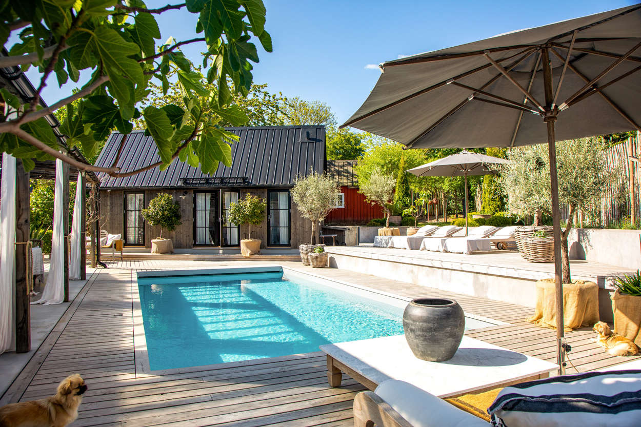 piscine sur terrasse bois