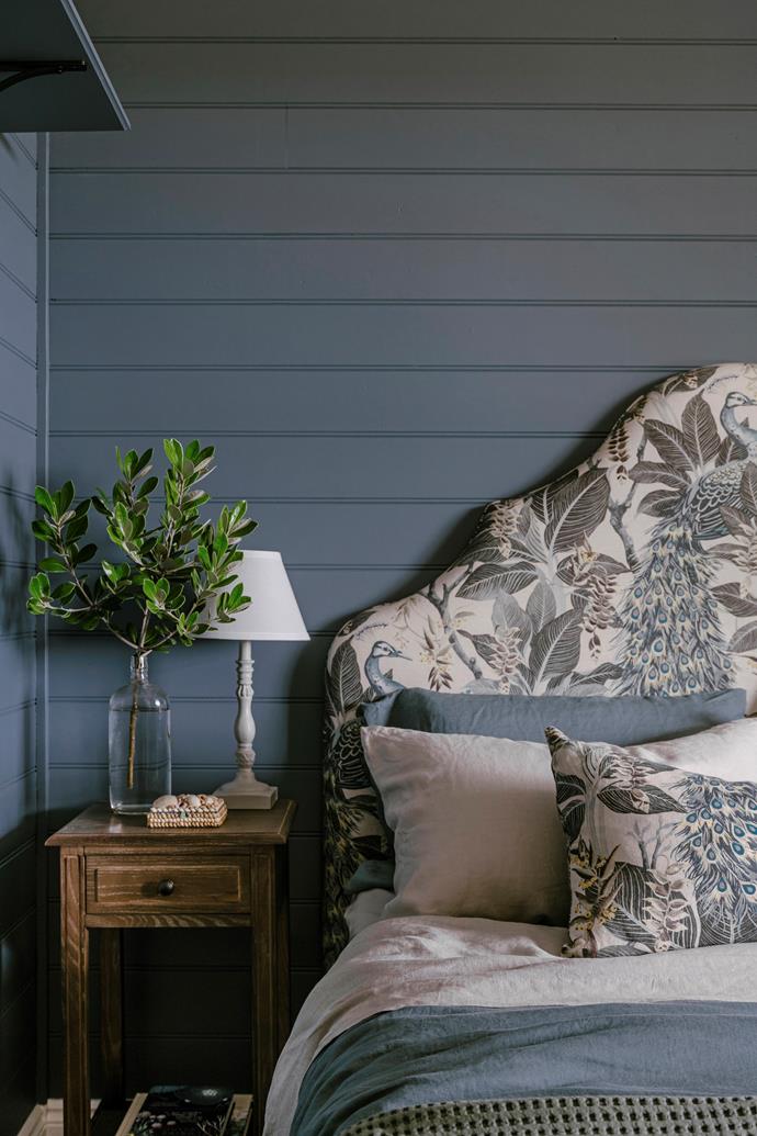 chambre décoration blanche et bleue maison bord de mer