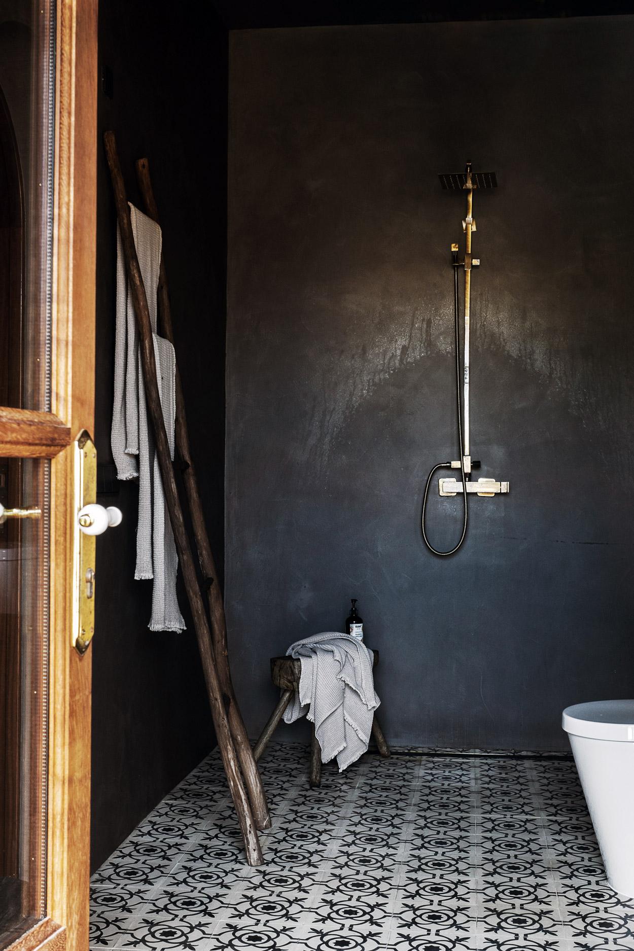 salle de bain carreaux de ciment