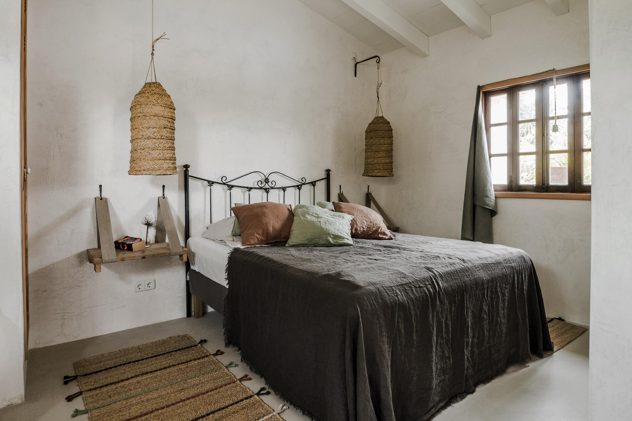 chambre décoration méditerranéenne maison en pierres