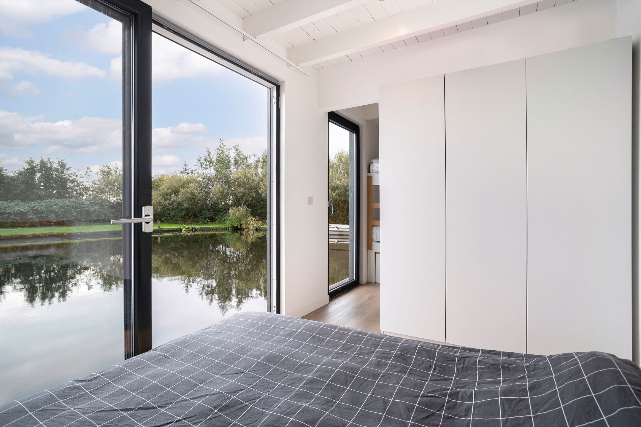 chambre principale petite maison flottante 51m2 chambre principale petite maison flottante 51m2