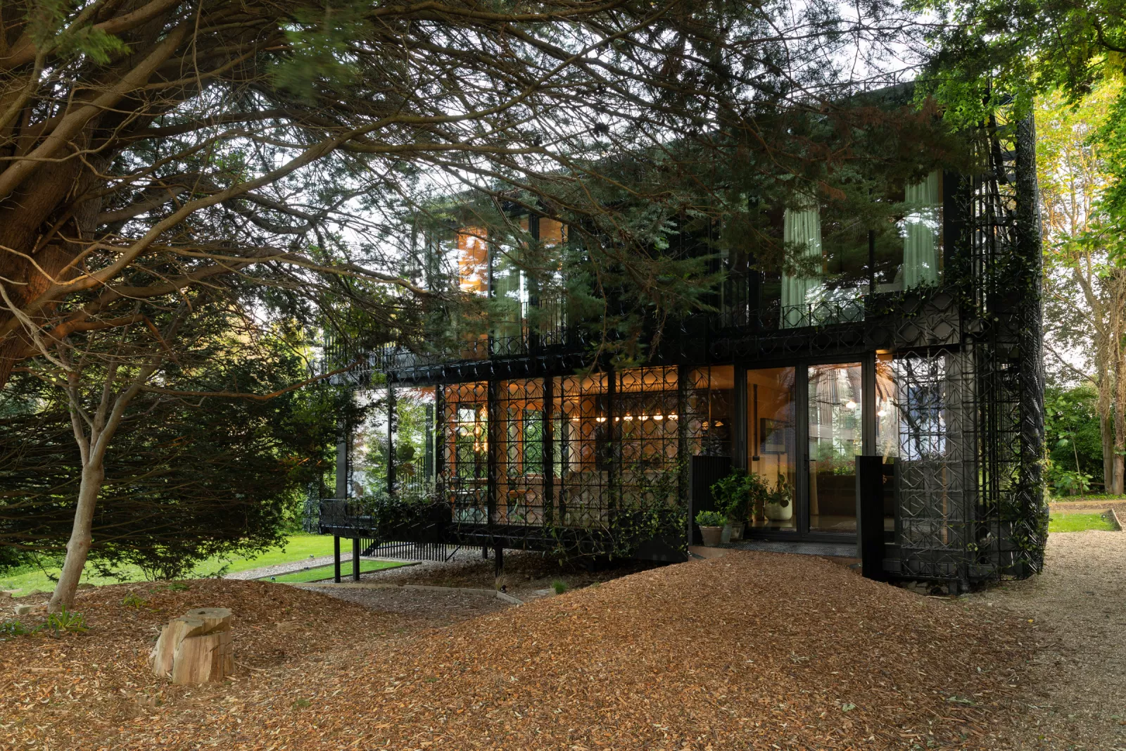 maison architecte métal et bois