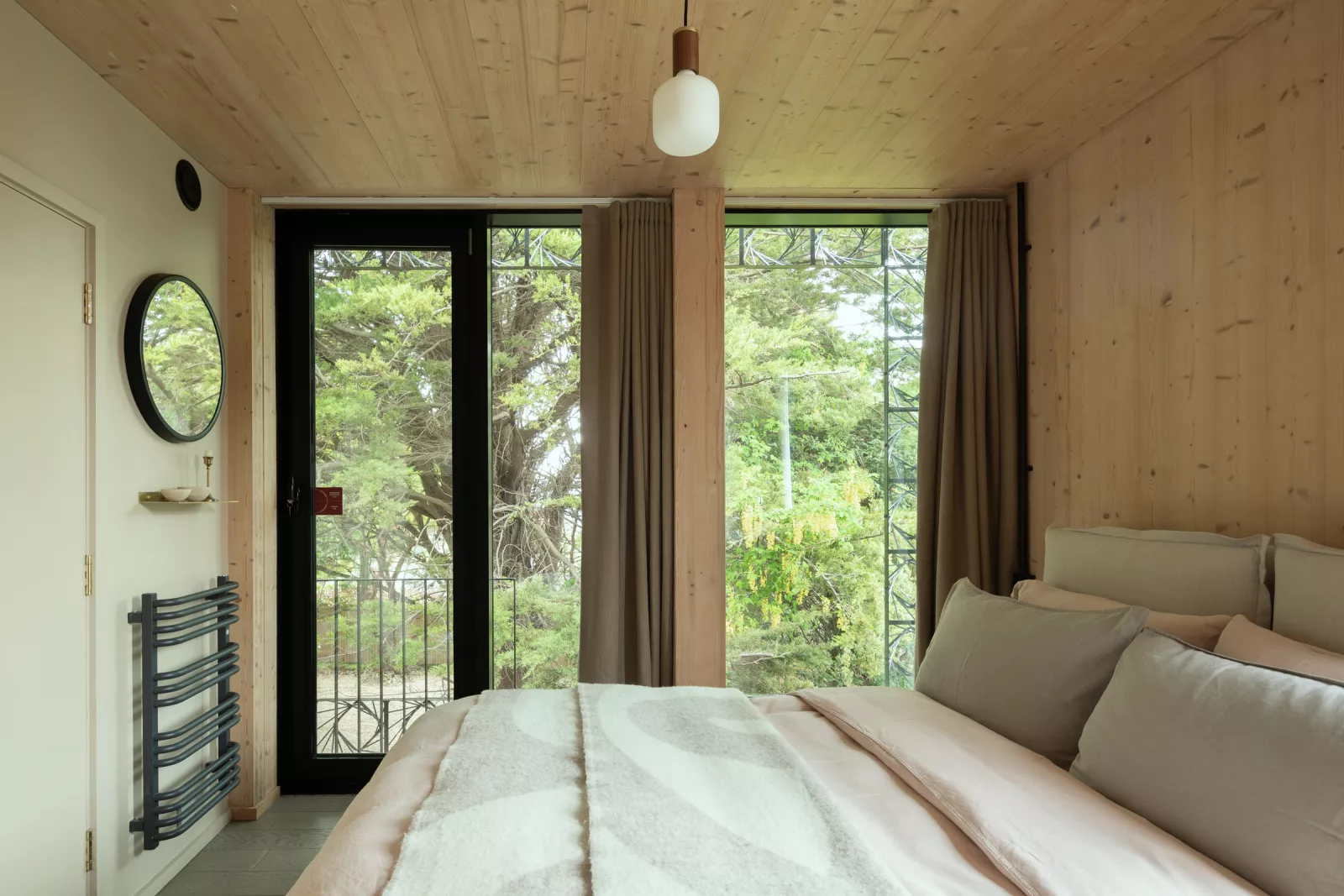 chambre mur et plafond bois