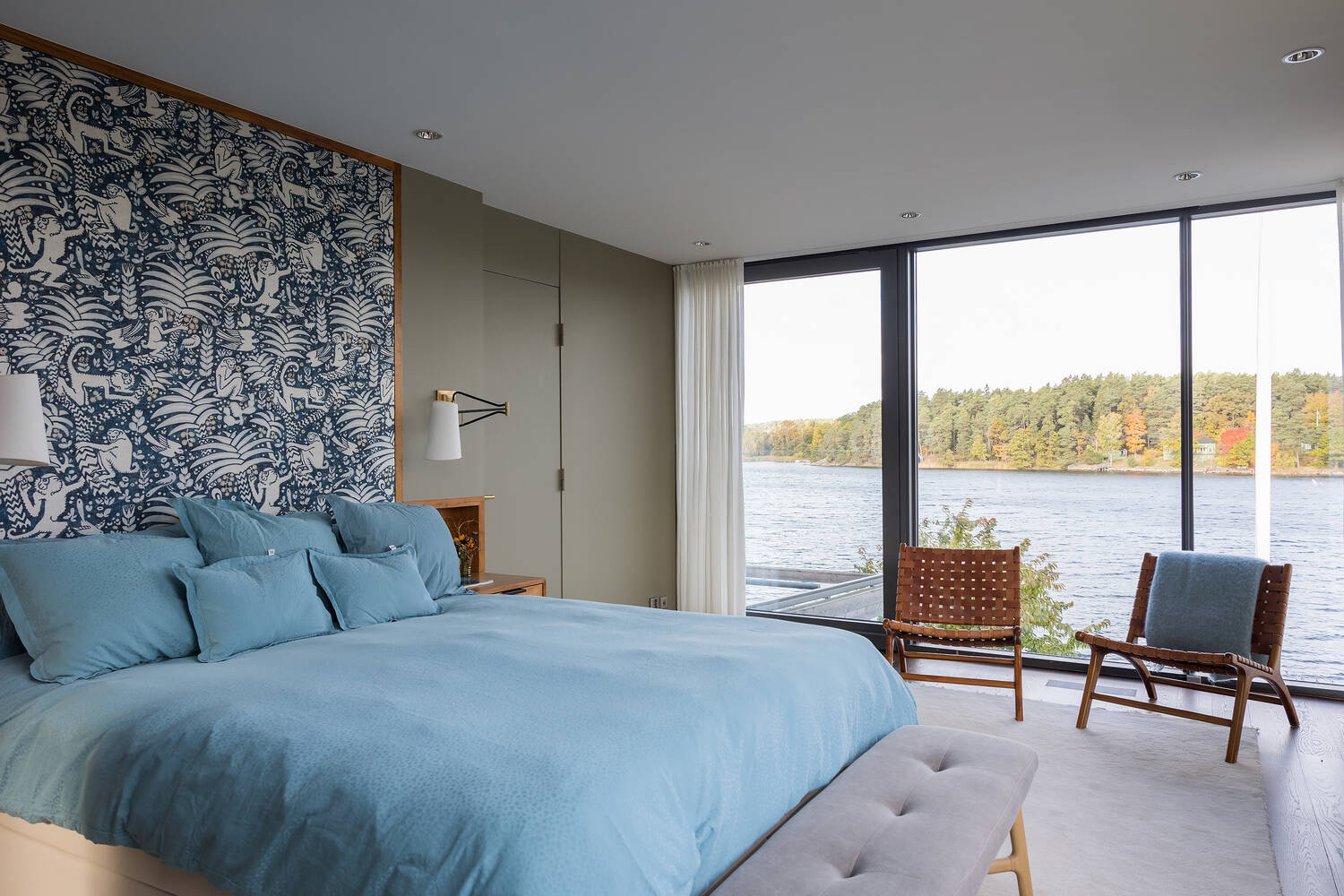 chambre décoration bleue vue mer maison en bois chambre décoration bleue vue mer maison en bois