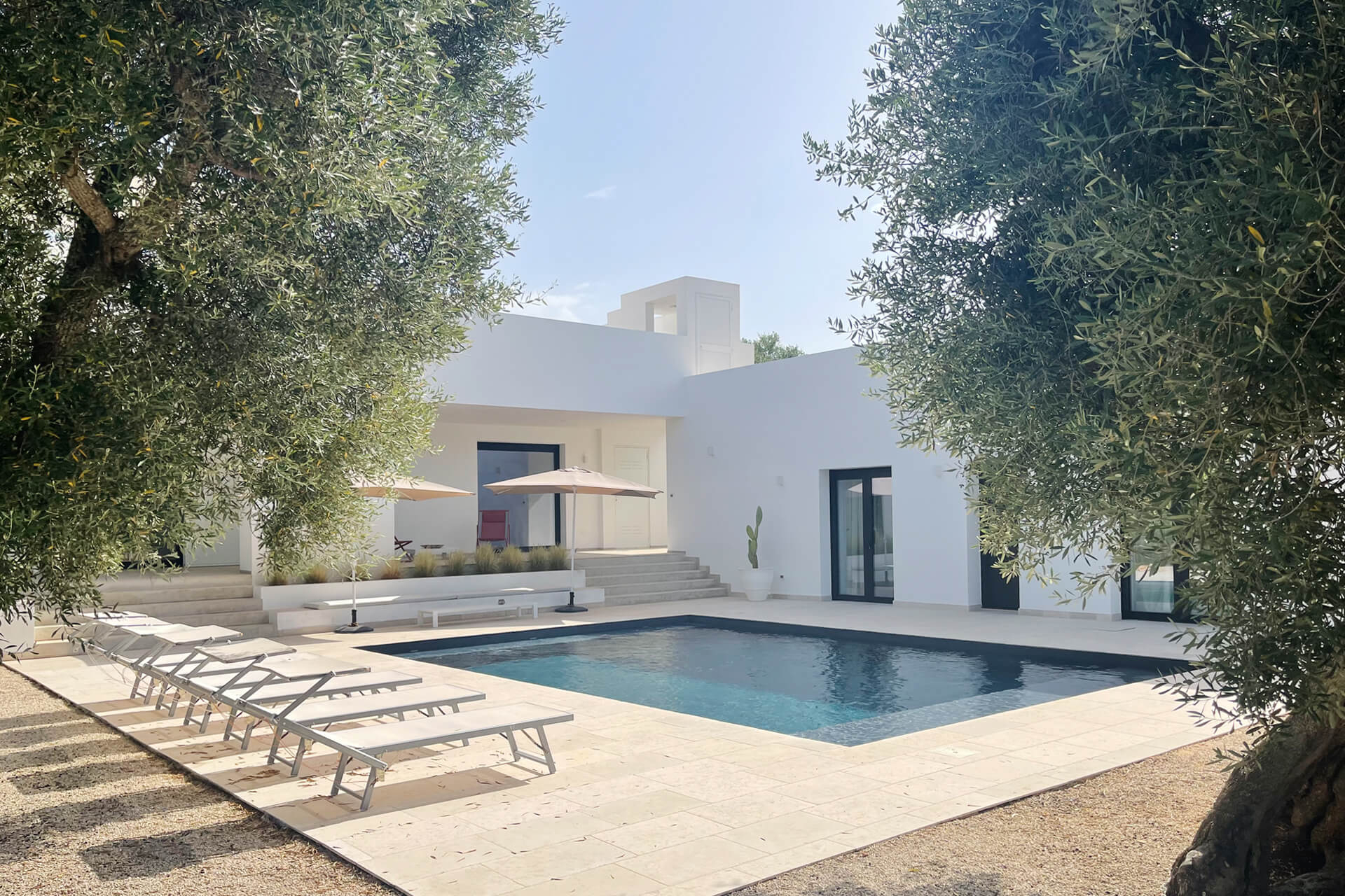 maison blanche dans les Pouilles avec piscine
