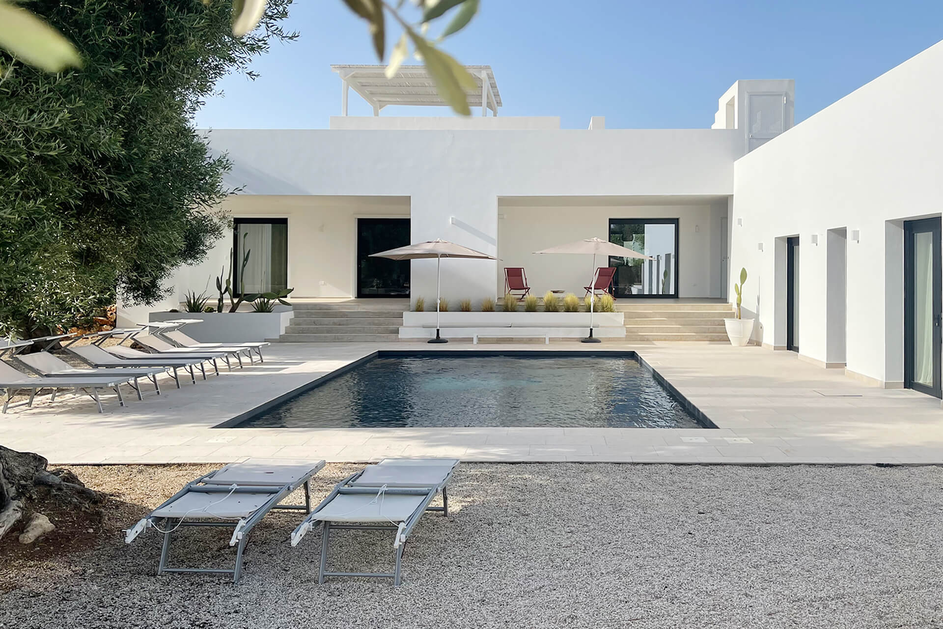 maison blanche dans les Pouilles avec piscine