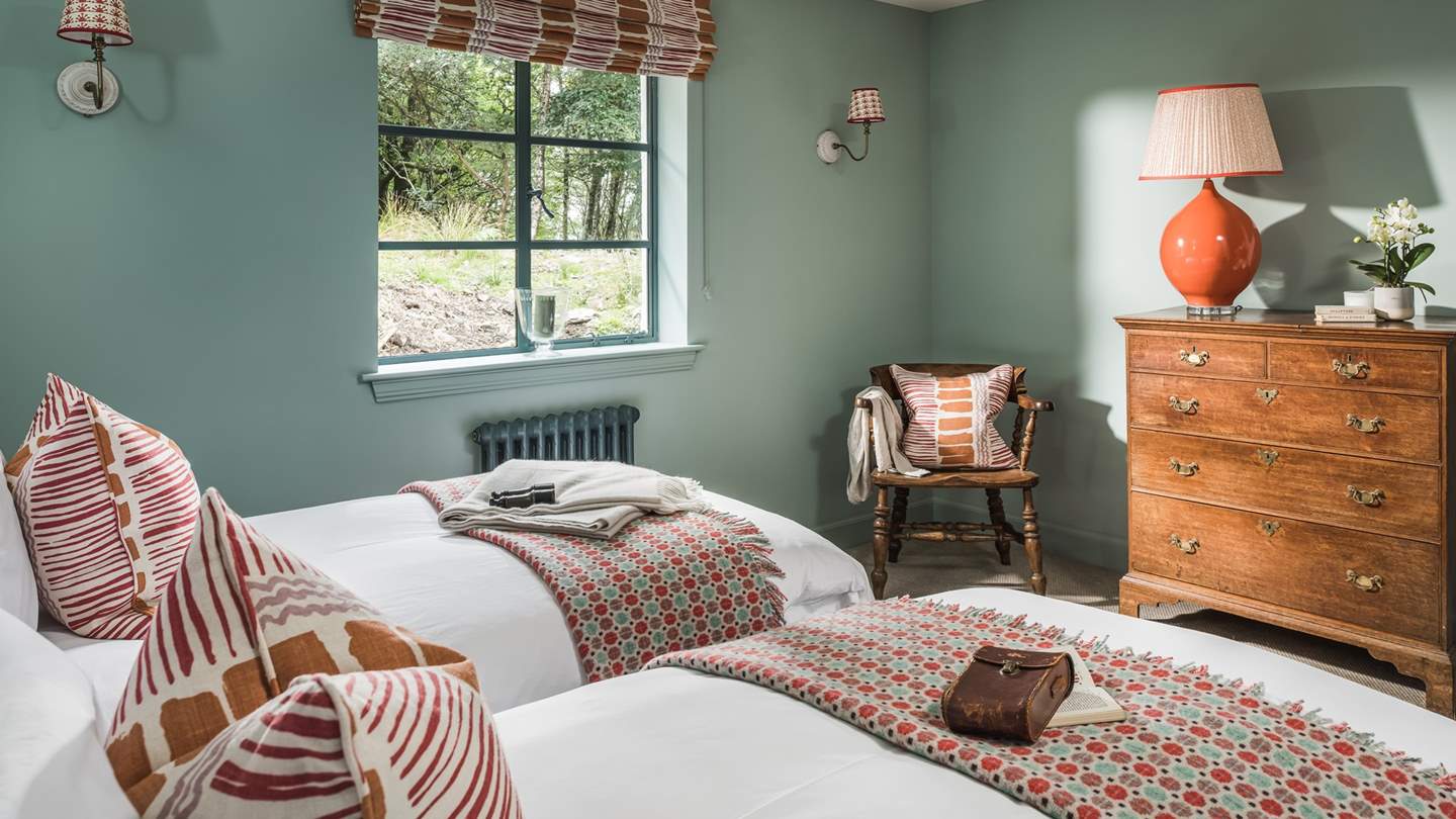 chambre décoration colorée cottage île de Mull chambre décoration colorée cottage île de Mull