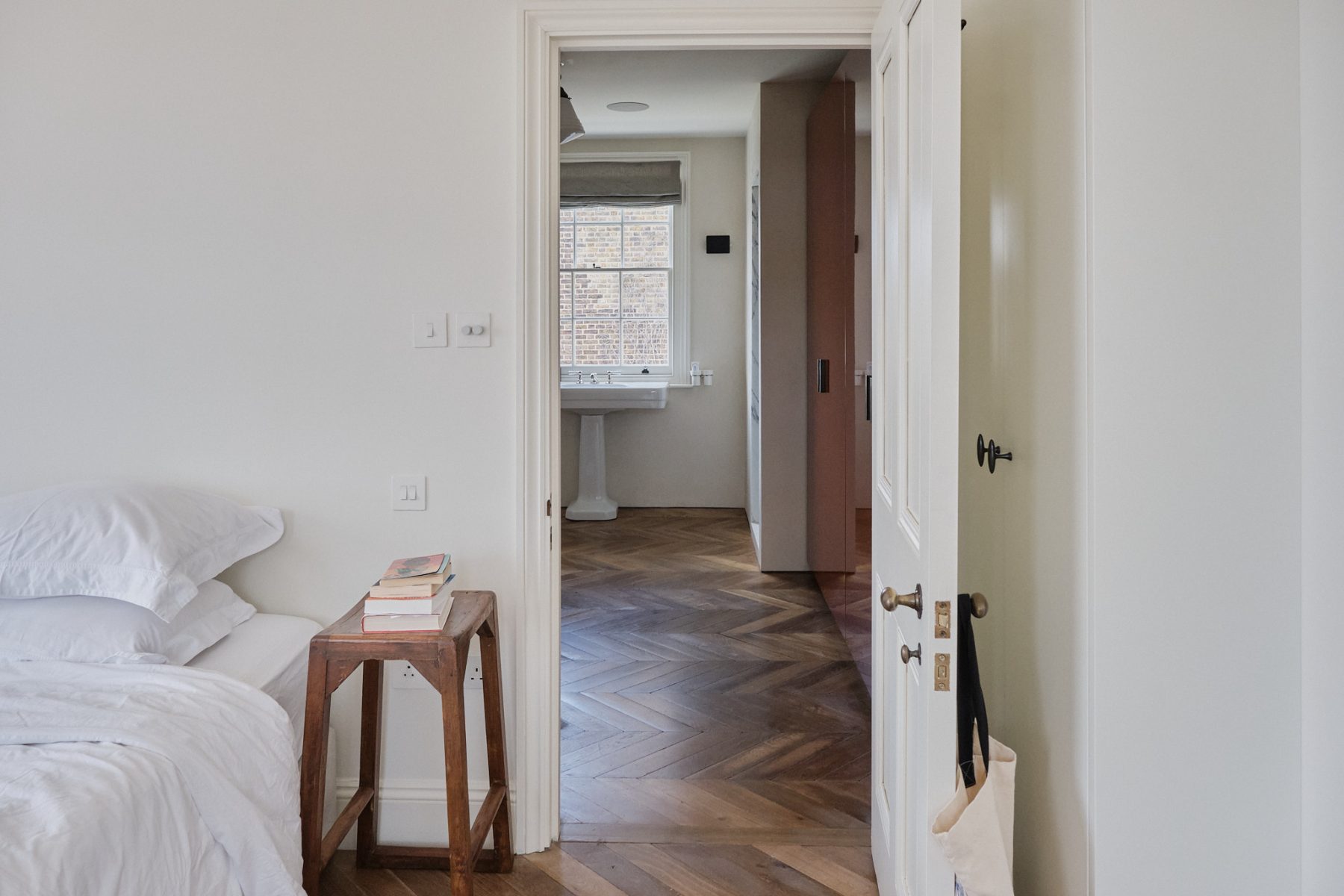 chambre avec parquet ancien maison de ville
