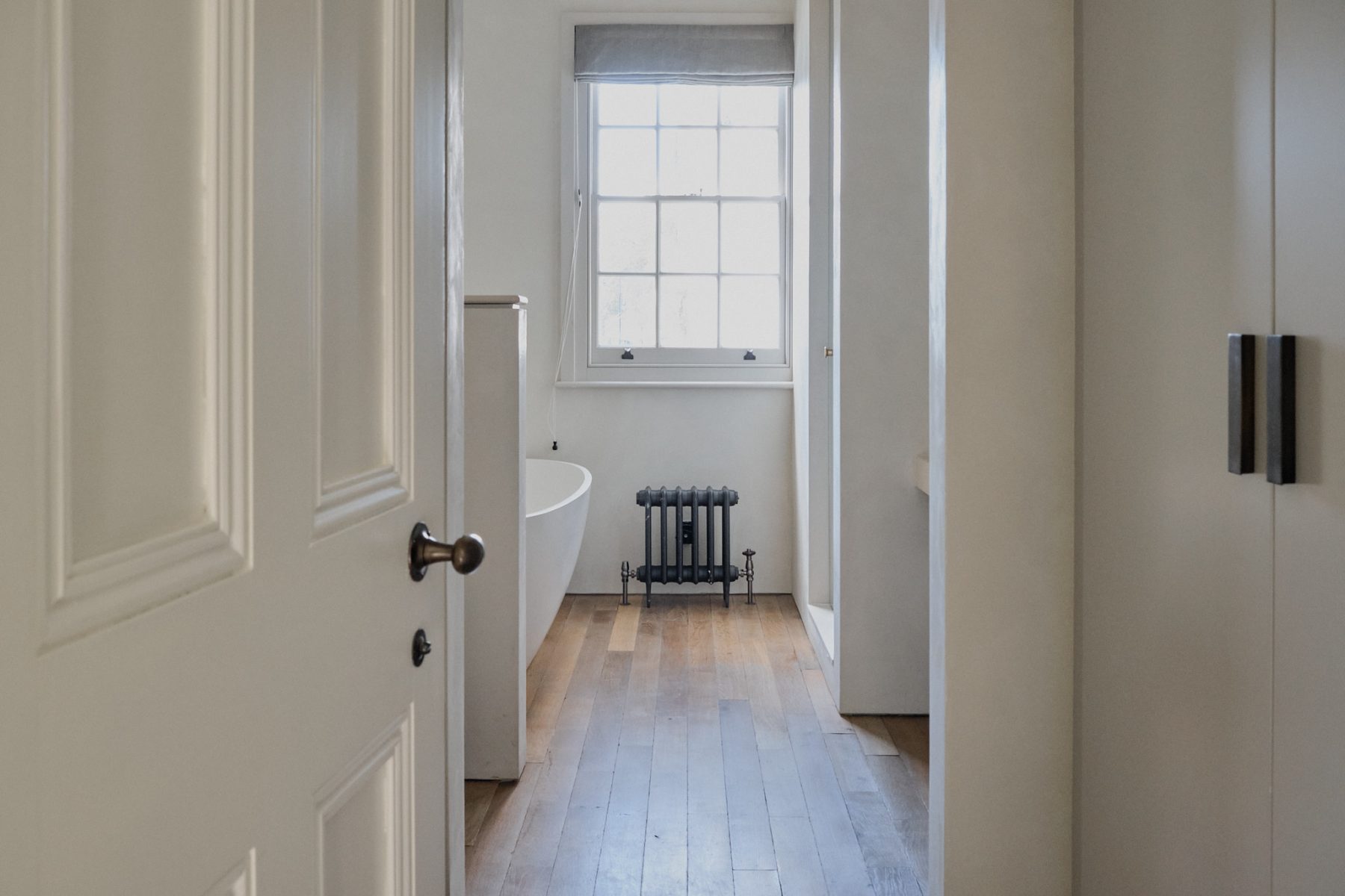 salle de bain avec parquet maison de ville