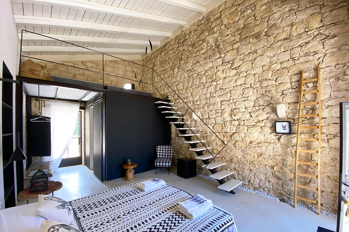 chambre avec mezzanine maison ancienne en pierres Rifugio Lanzagallo chambre avec mezzanine maison ancienne en pierres Rifugio Lanzagallo