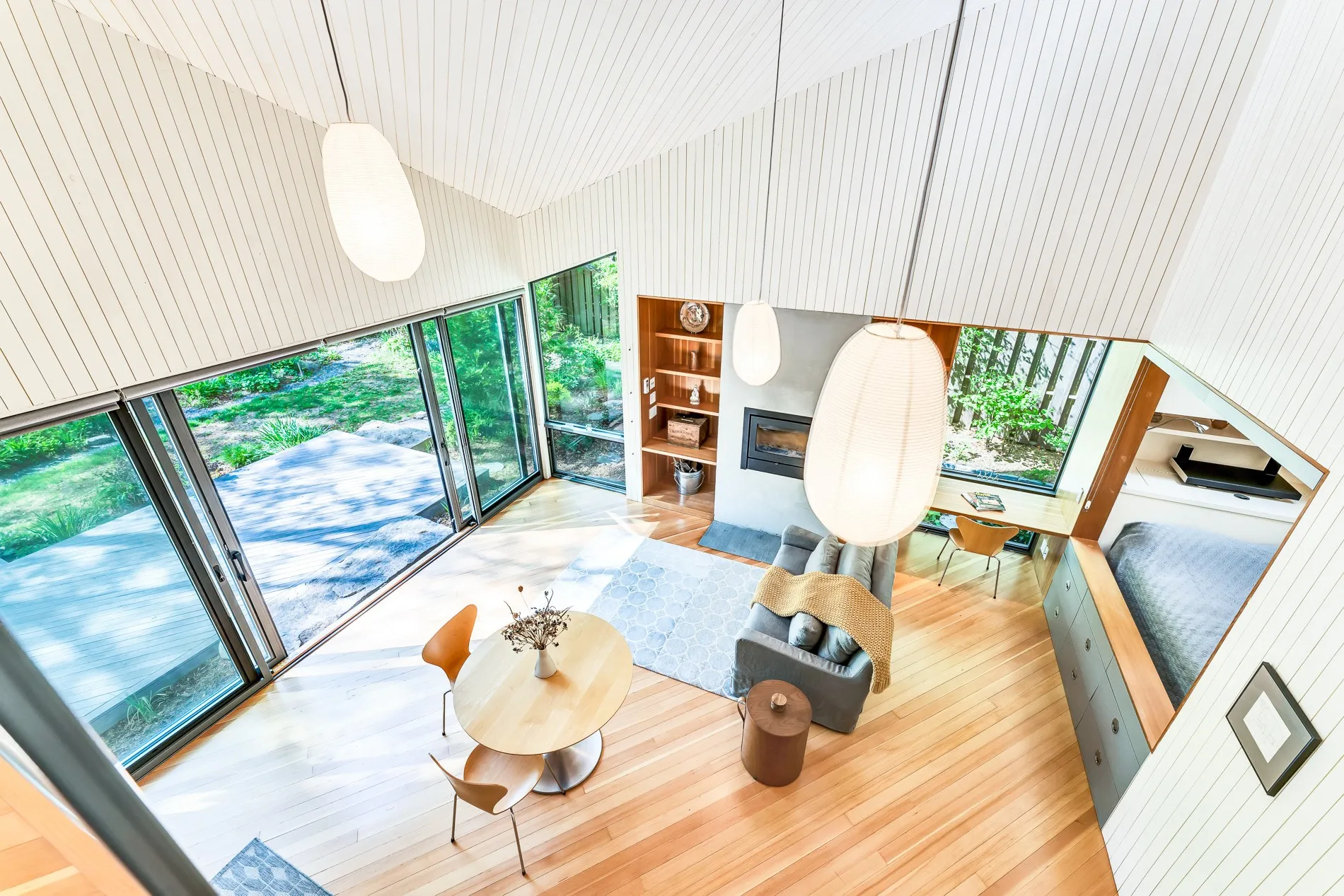 salon double hauteur petite maison en bois 54m2 salon double hauteur petite maison en bois 54m2