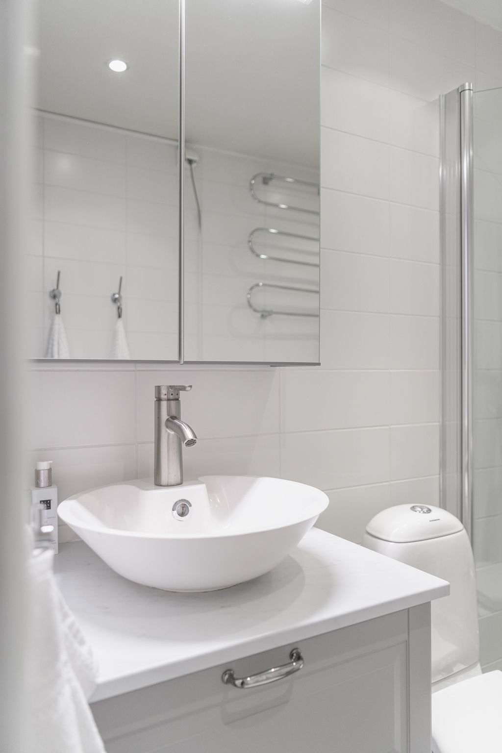 salle de bain grise et blanche décoration design salle de bain grise et blanche décoration design