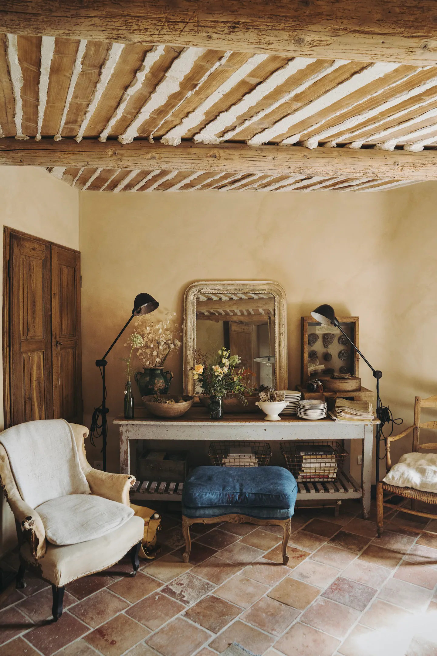 salon décoration rustique chic maison en pierres