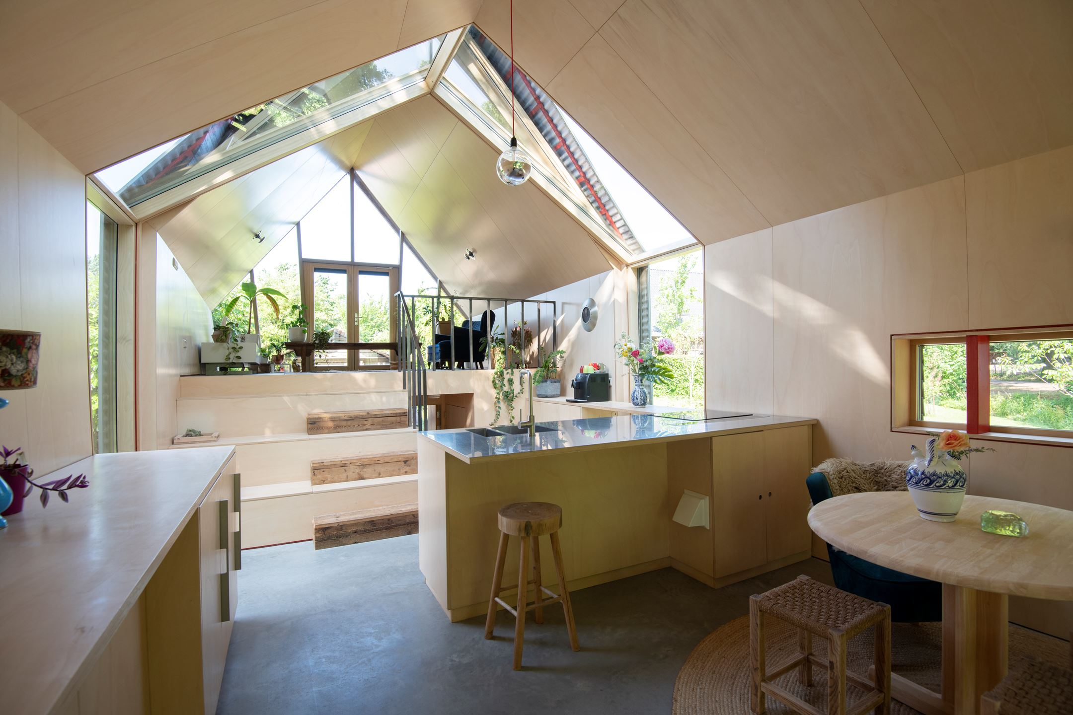 cuisine bois petite maison architecte 67m2