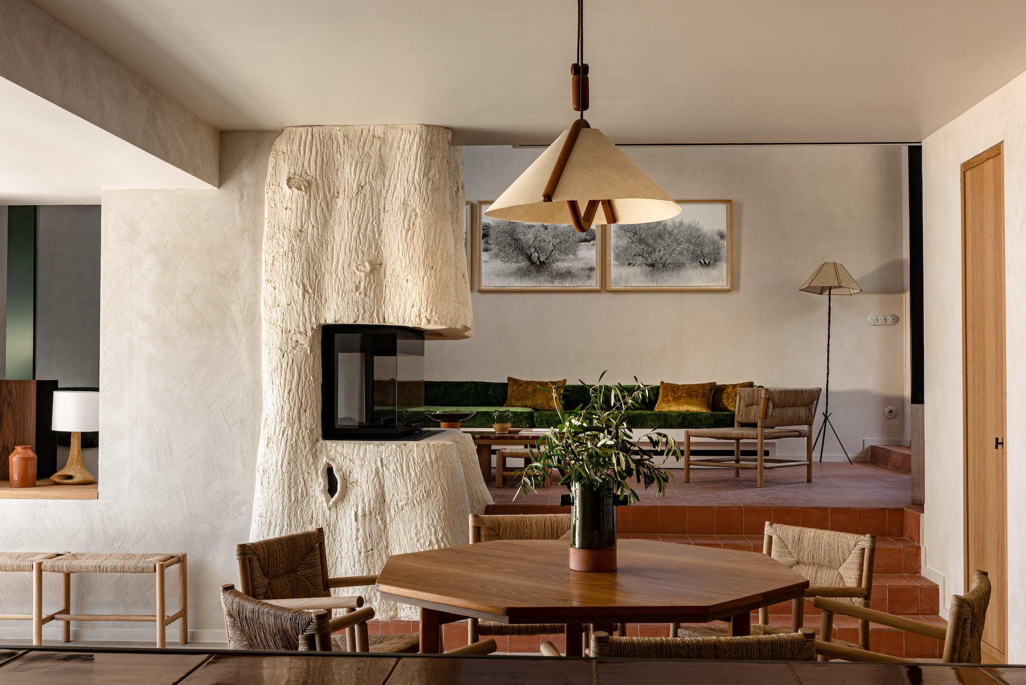 salle à manger décoration contemporaine Les Hauts de Gordes