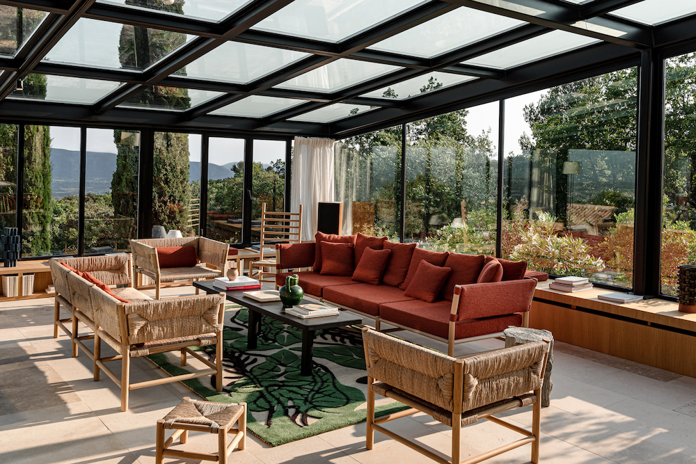 terrasse avec véranda décoration contemporaine Les Hauts de Gordes