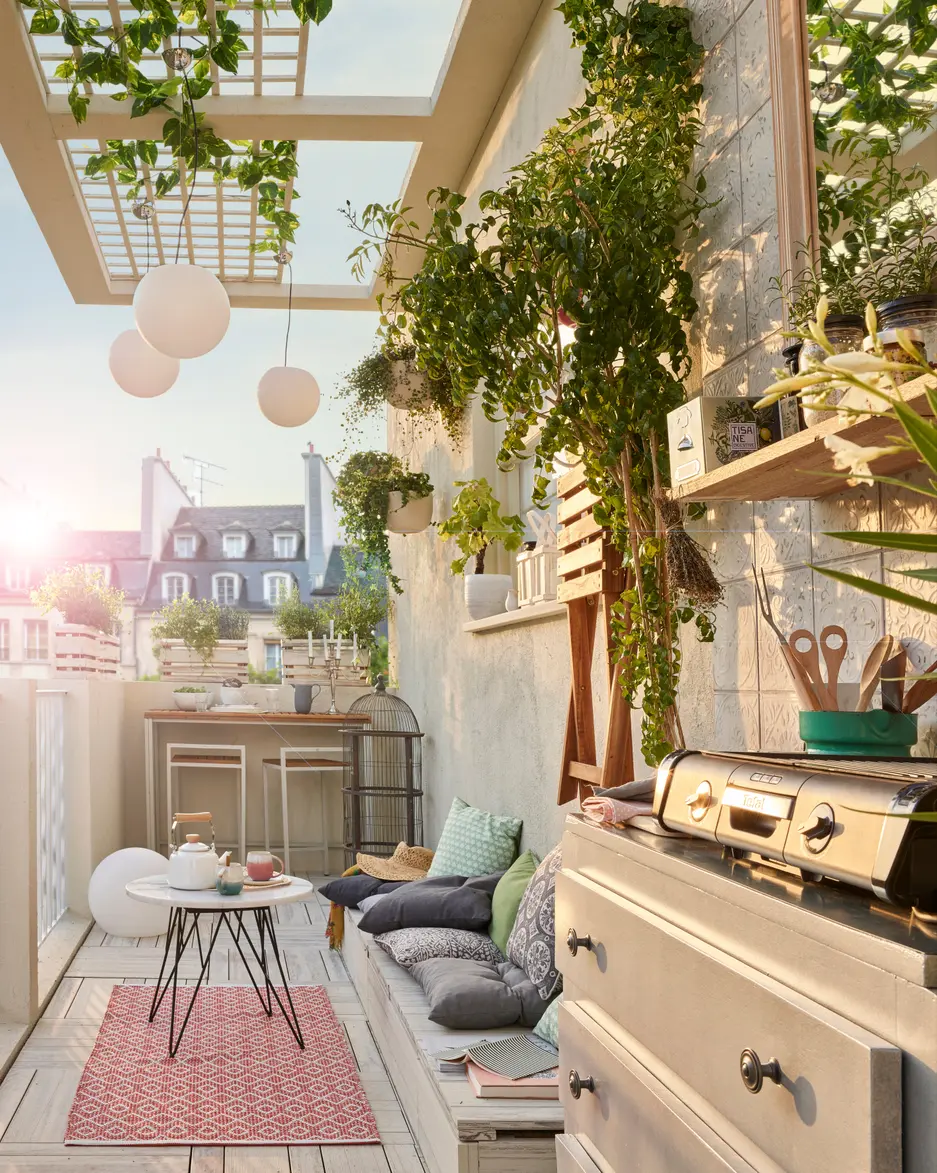 balcon aménagé en ville par leroy merlin