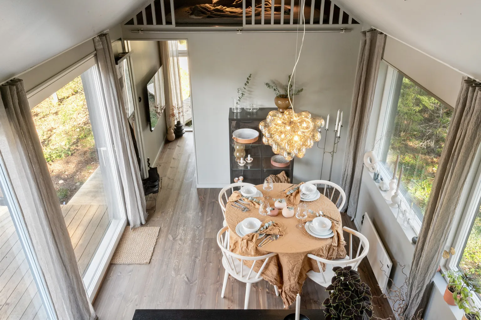 salle à manger mini maison en bois noir 25m2 salle à manger mini maison en bois noir 25m2