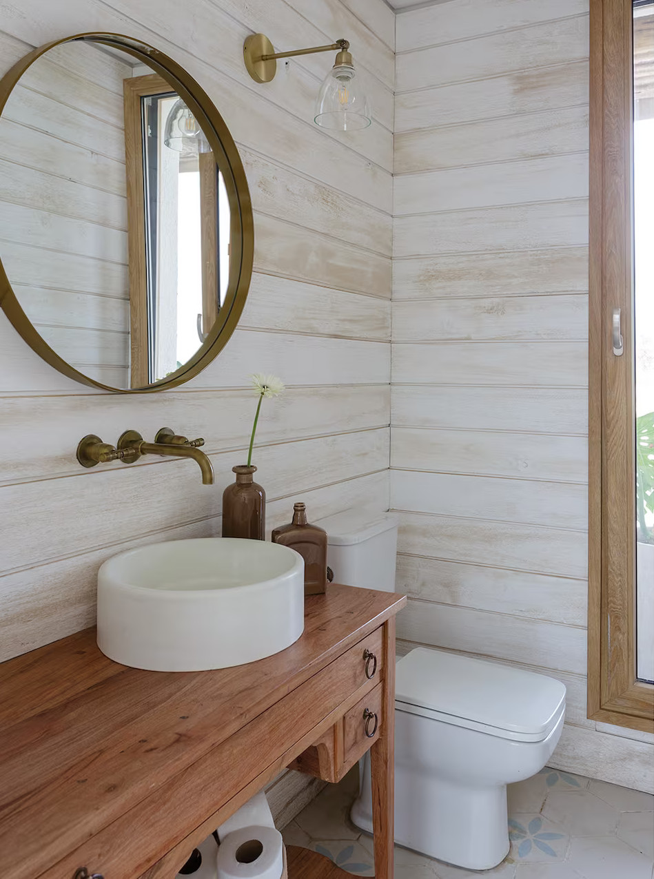 salle de bain lambris bois blanchi décoration rustique chic salle de bain lambris bois blanchi décoration rustique chic