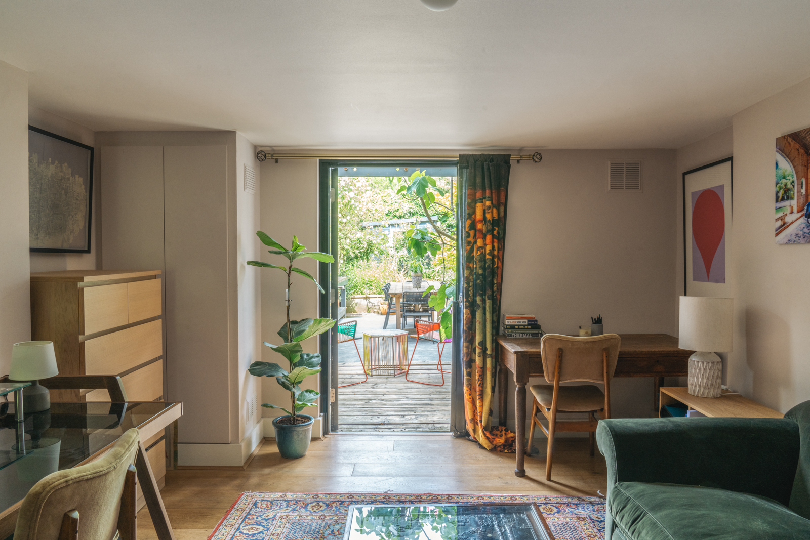 salon appartement avec jardin