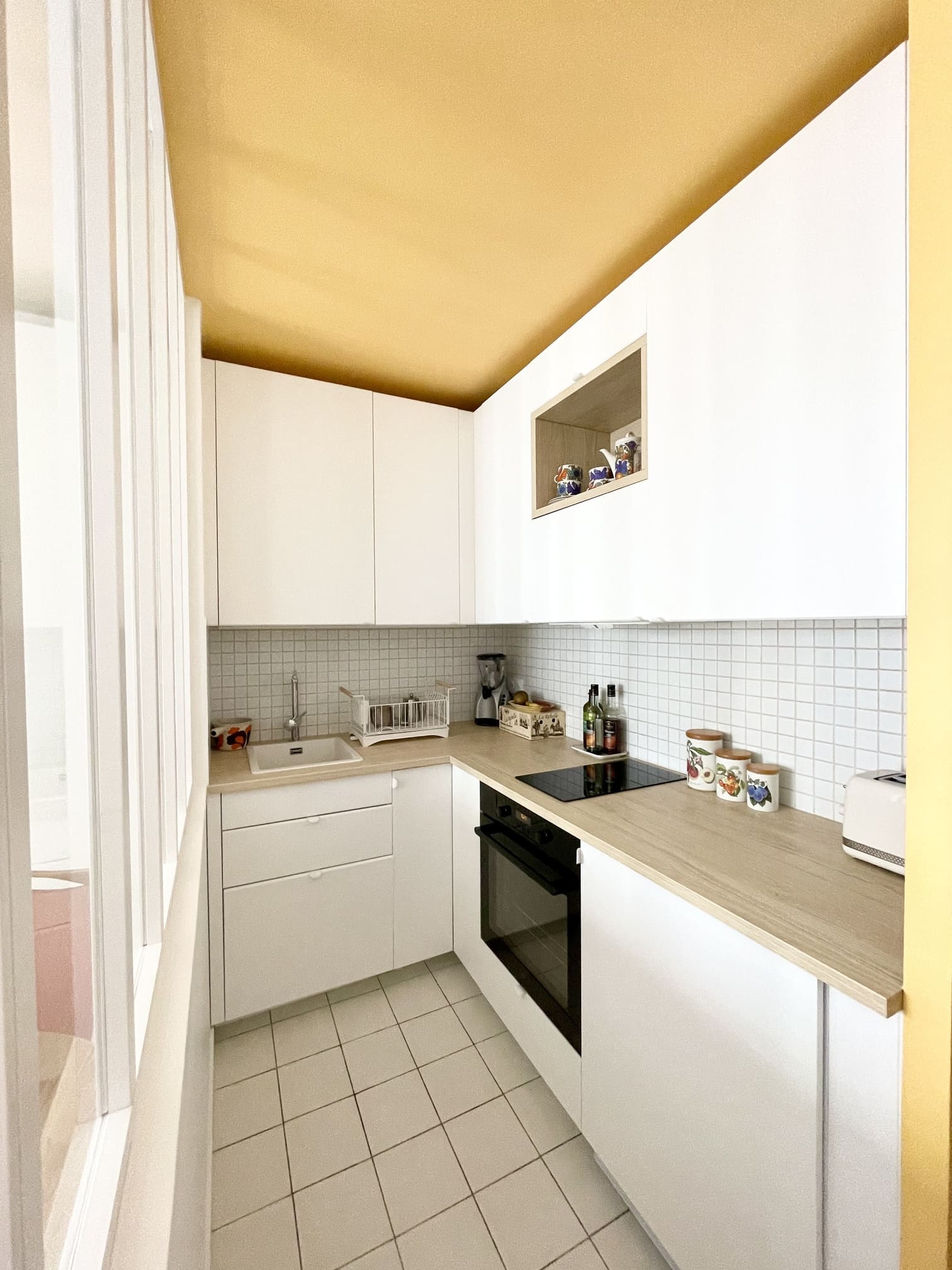 cuisine blanche plafond jaune cuisine blanche plafond jaune