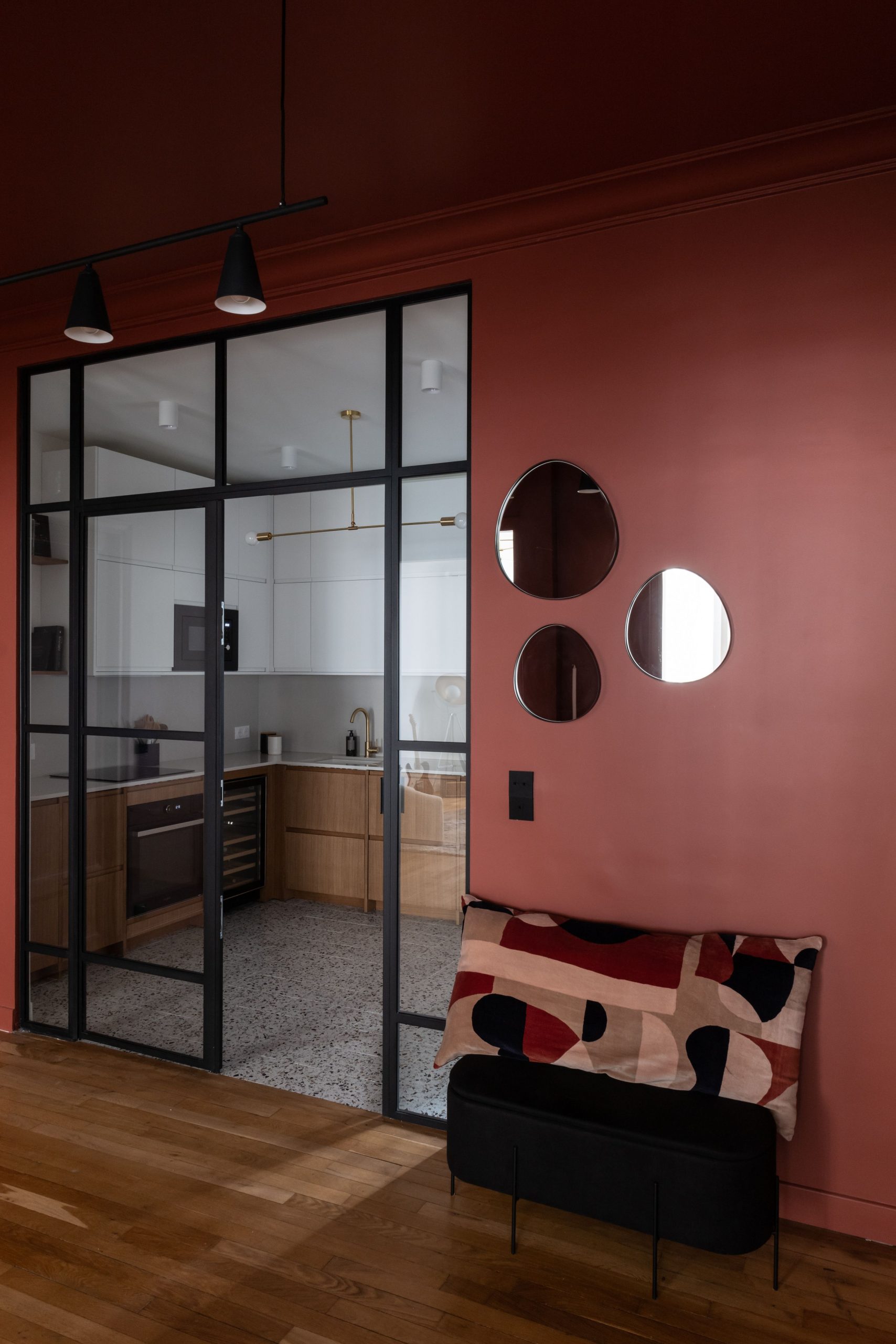 entrée avec verrière cuisine décoration contemporaine
