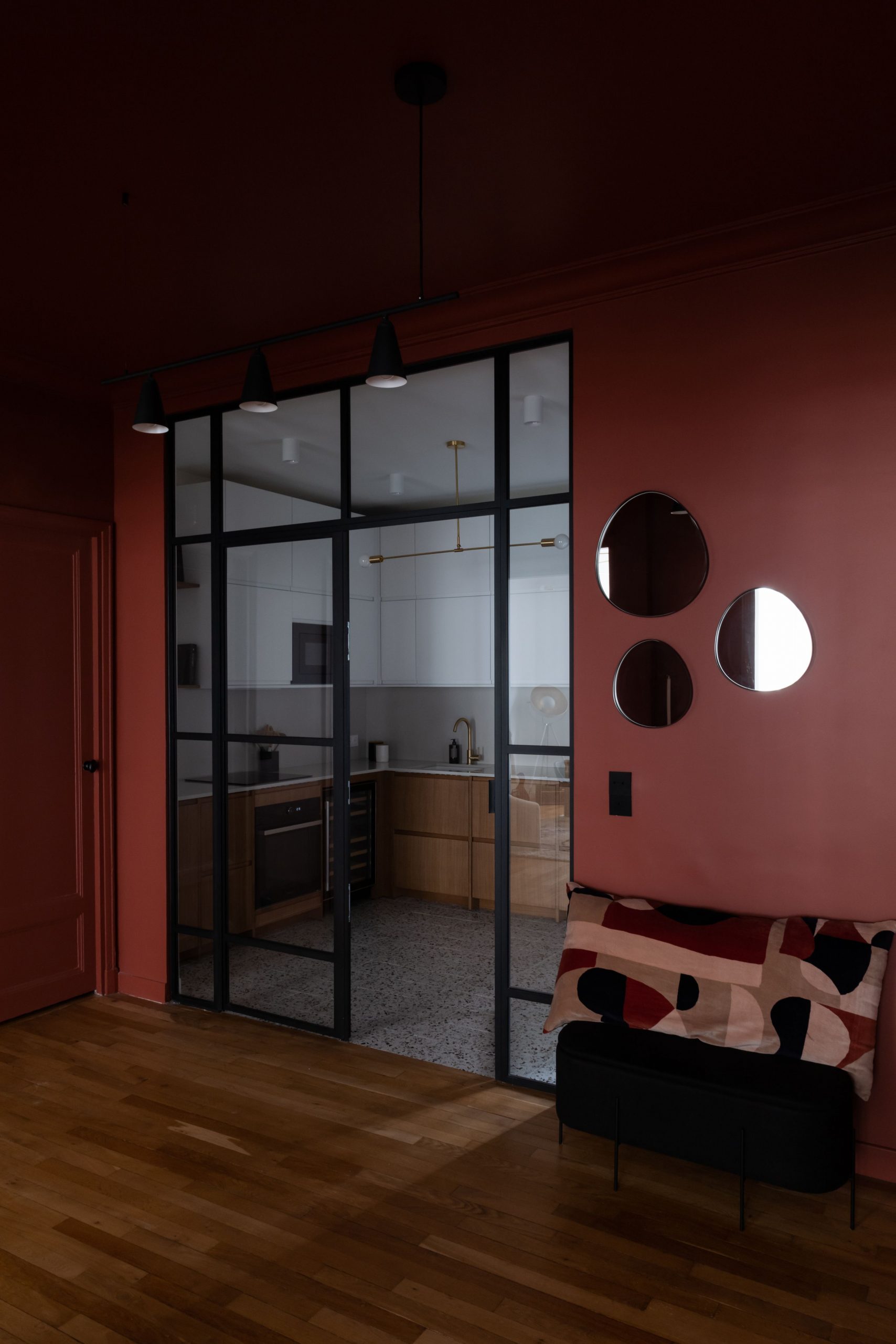 entrée avec verrière cuisine décoration contemporaine