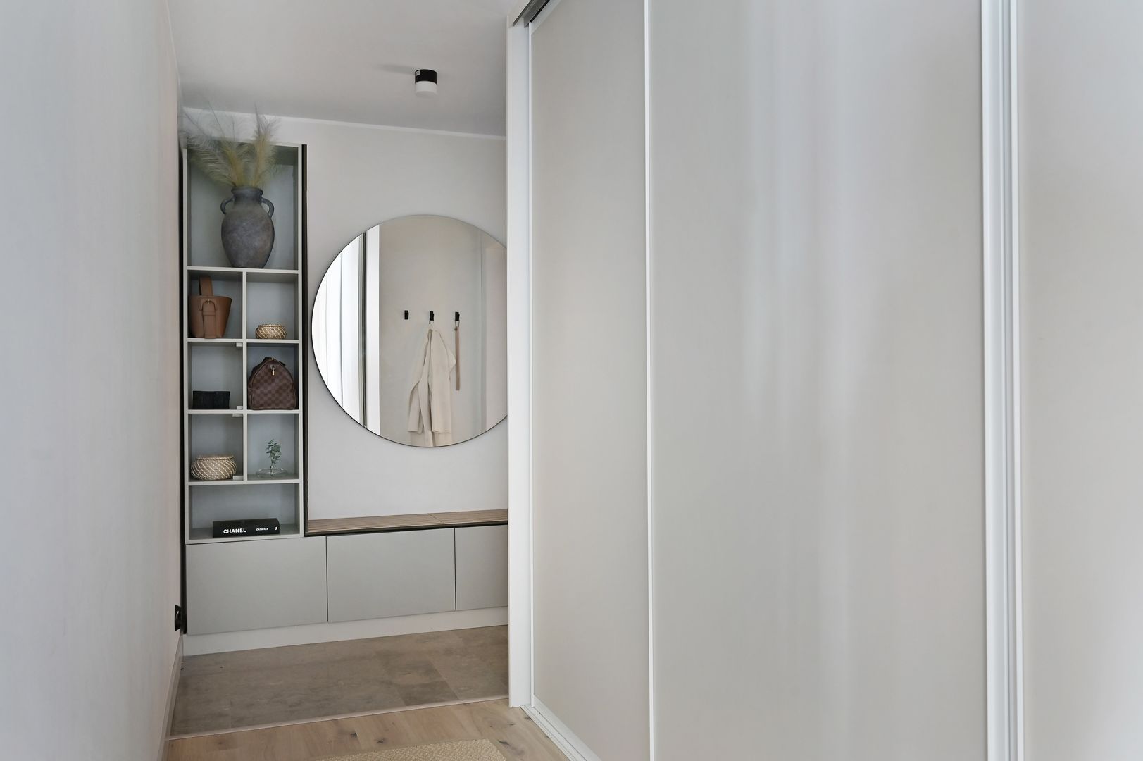 entrée avec banc appartement 56m2 décoration design entrée avec banc appartement 56m2 décoration design