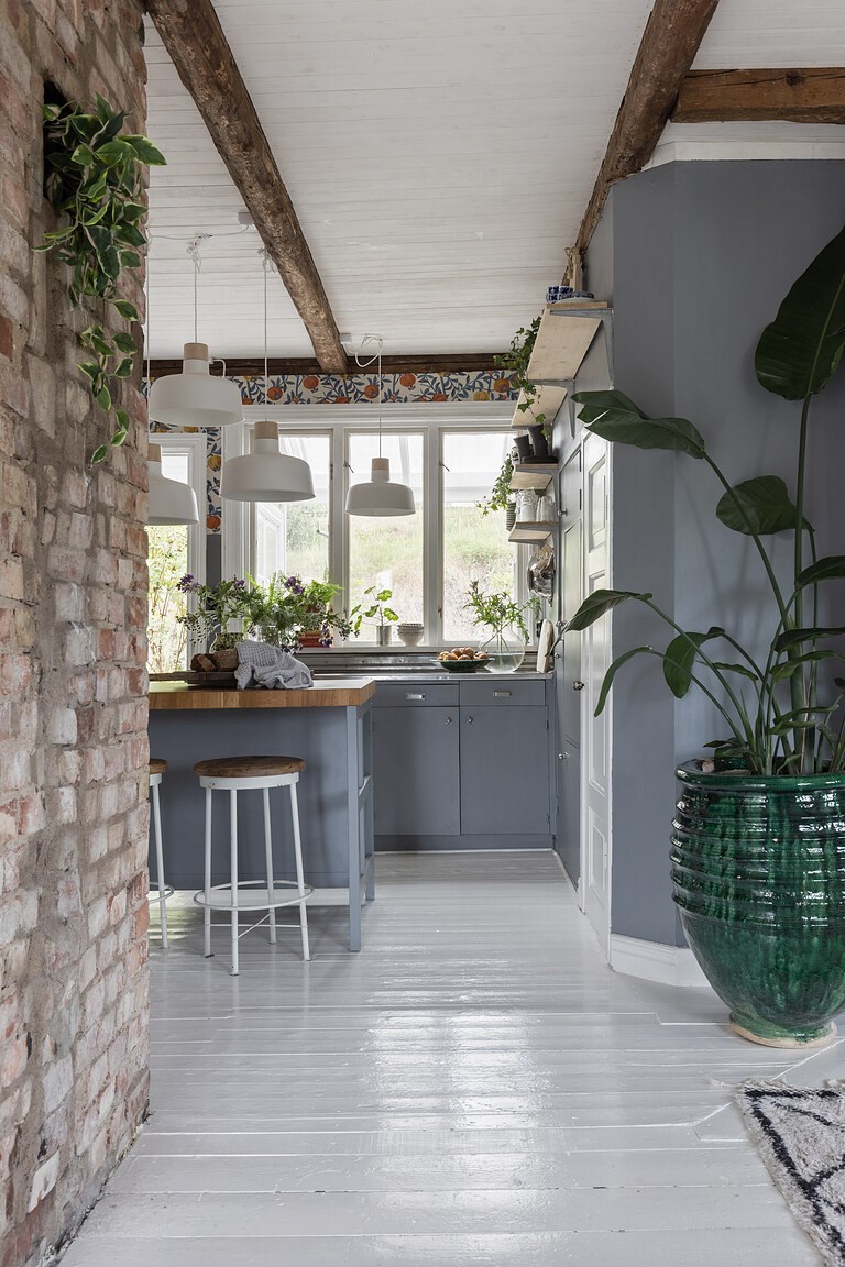 cuisine avec poutres et papier-peint décoration scandinave cuisine avec poutres et papier-peint décoration scandinave