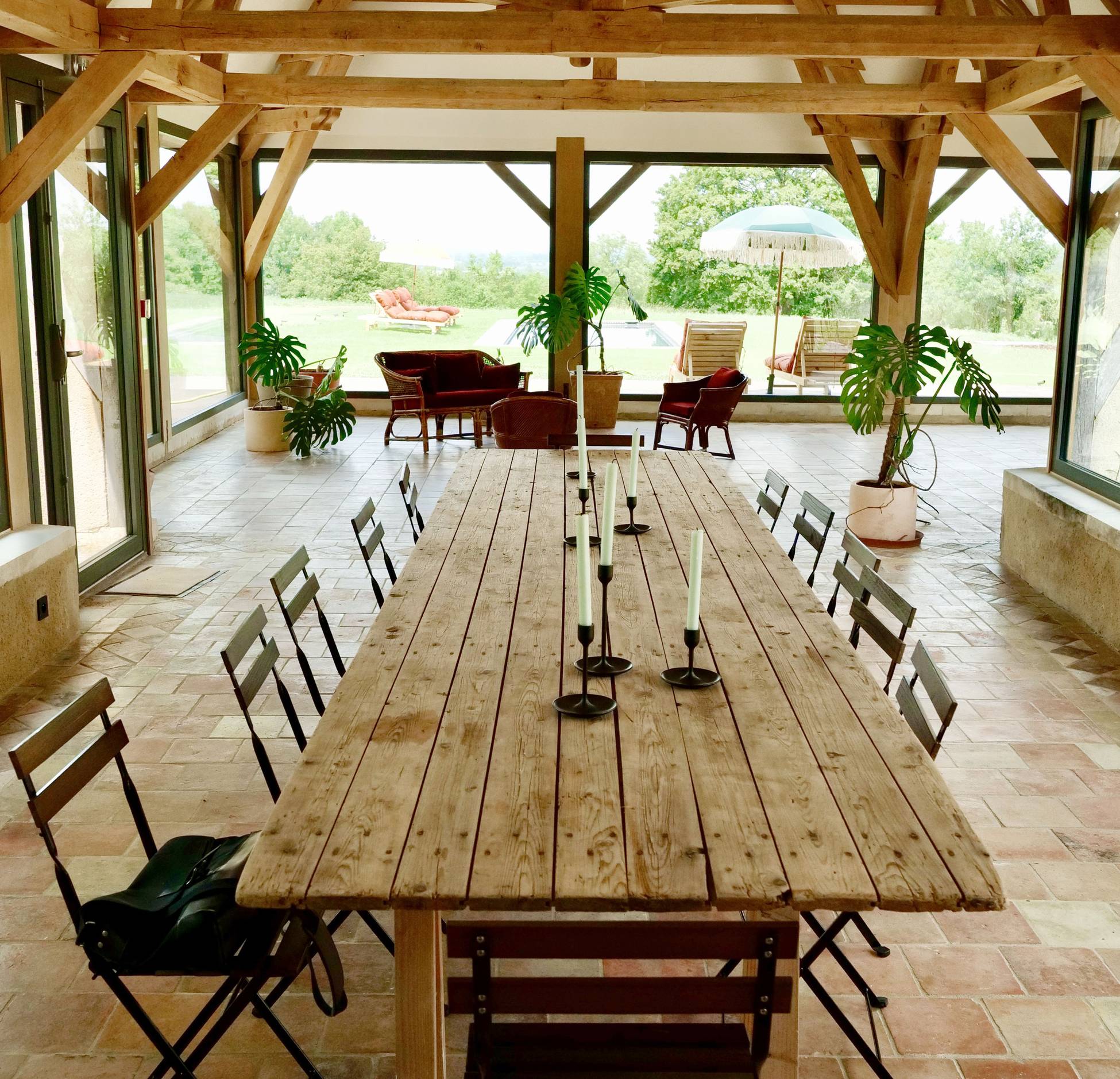 salle à manger avec poutres maison de campagne France salle à manger avec poutres maison de campagne France