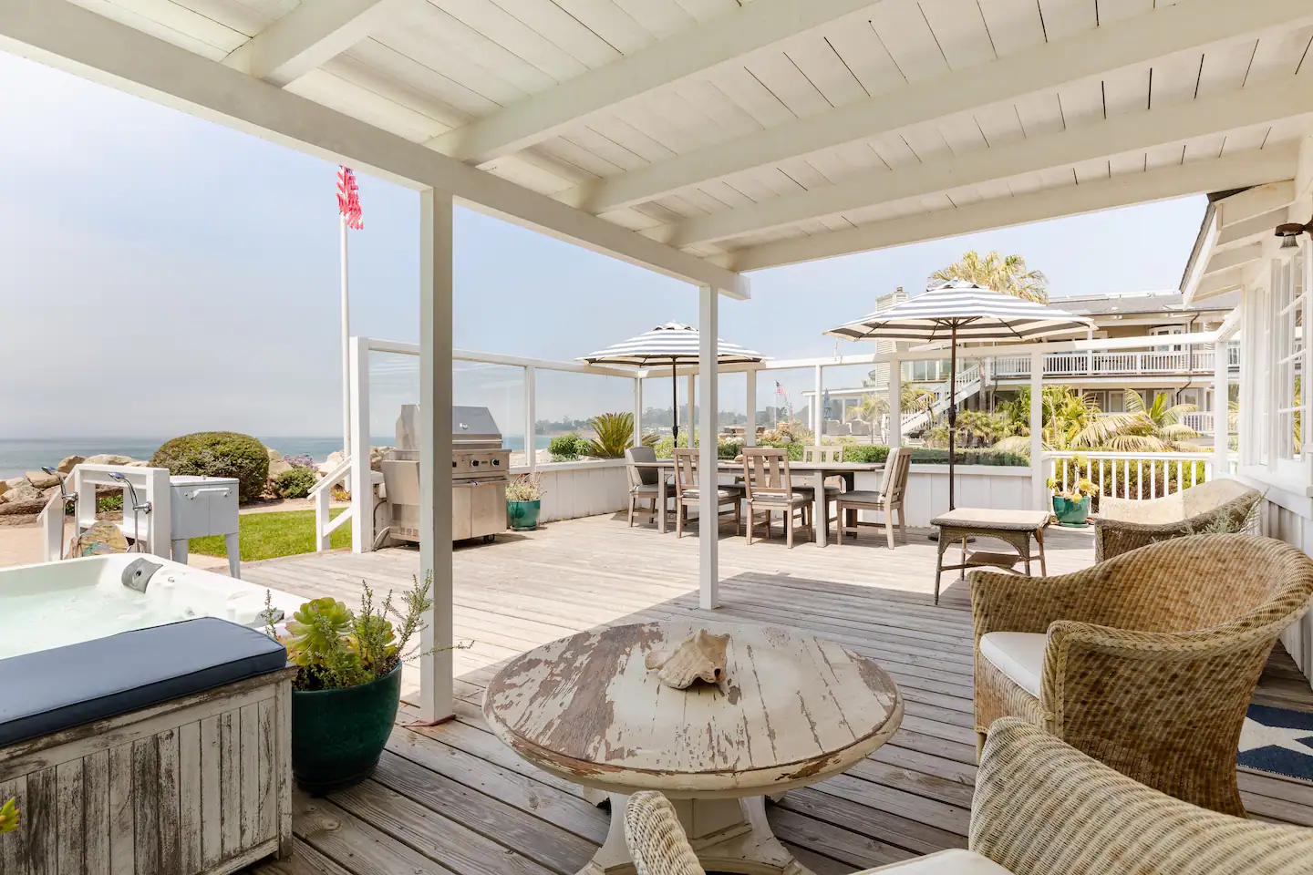 terrasse maison de plage de Mila Kunis et Ashton Kutcher Californie