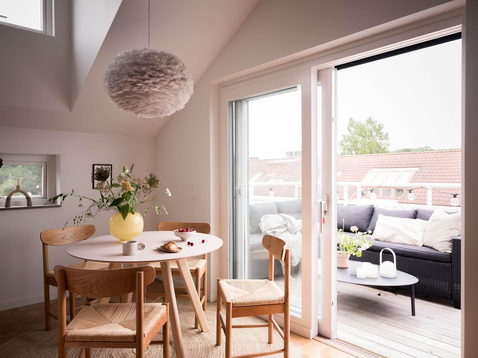 salle à manger appartement sous combles décoration scandinave salle à manger appartement sous combles décoration scandinave