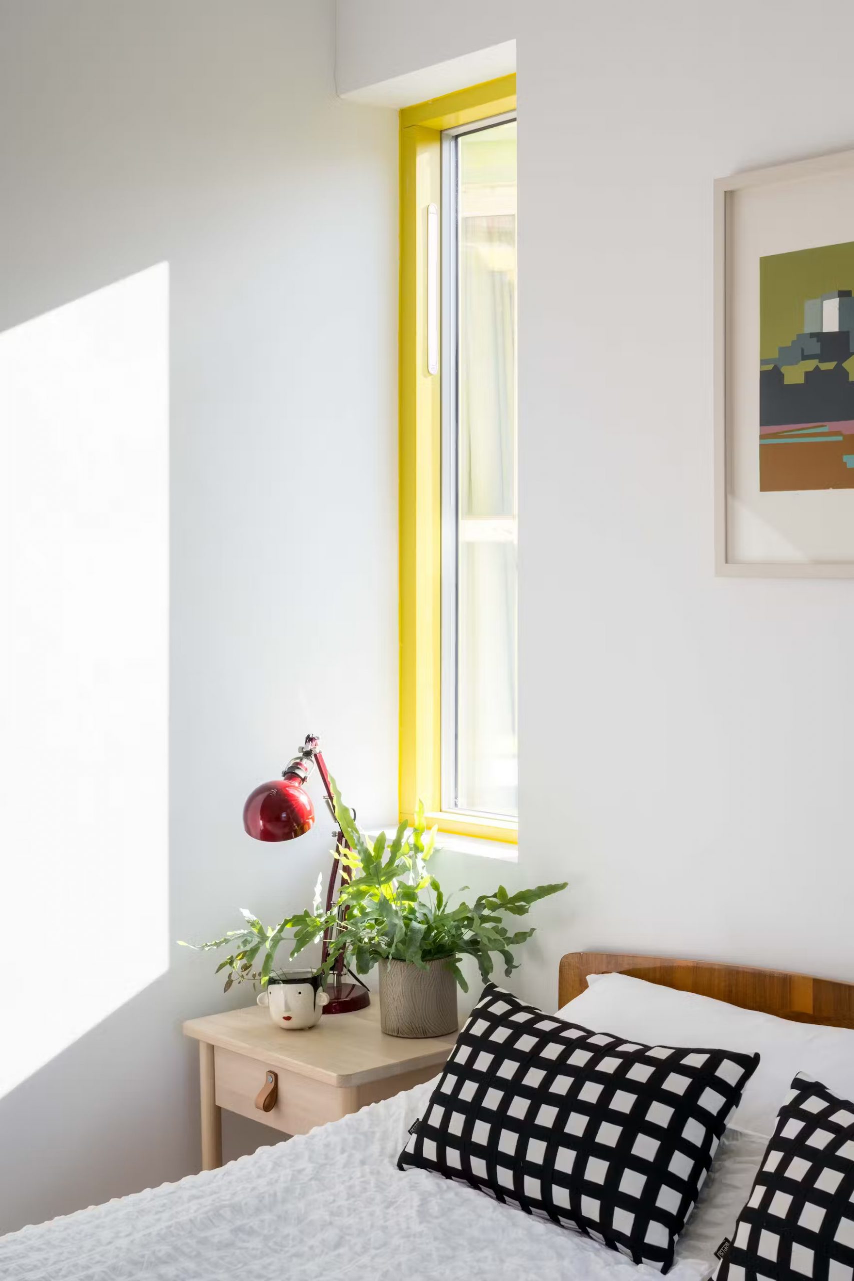 chambre avec fenêtre jaune chambre avec fenêtre jaune