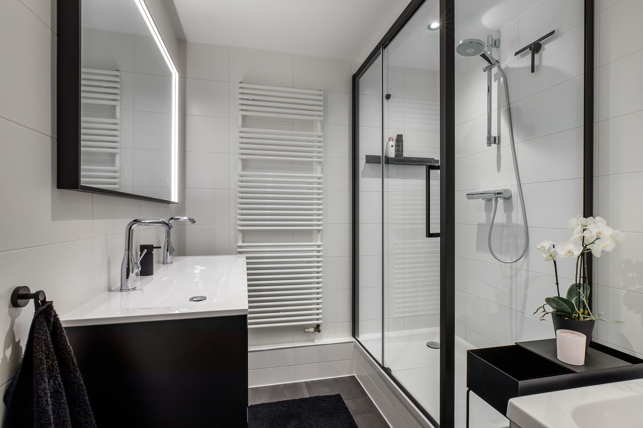 salle de bain blanche et noire salle de bain blanche et noire