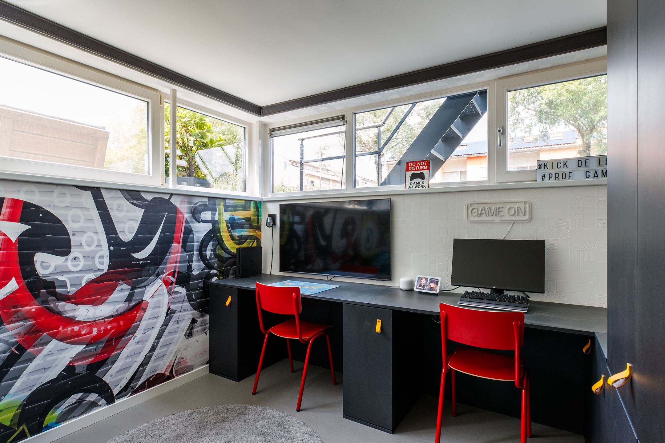 bureau avec graffitis street art décoration design bureau avec graffitis street art décoration design