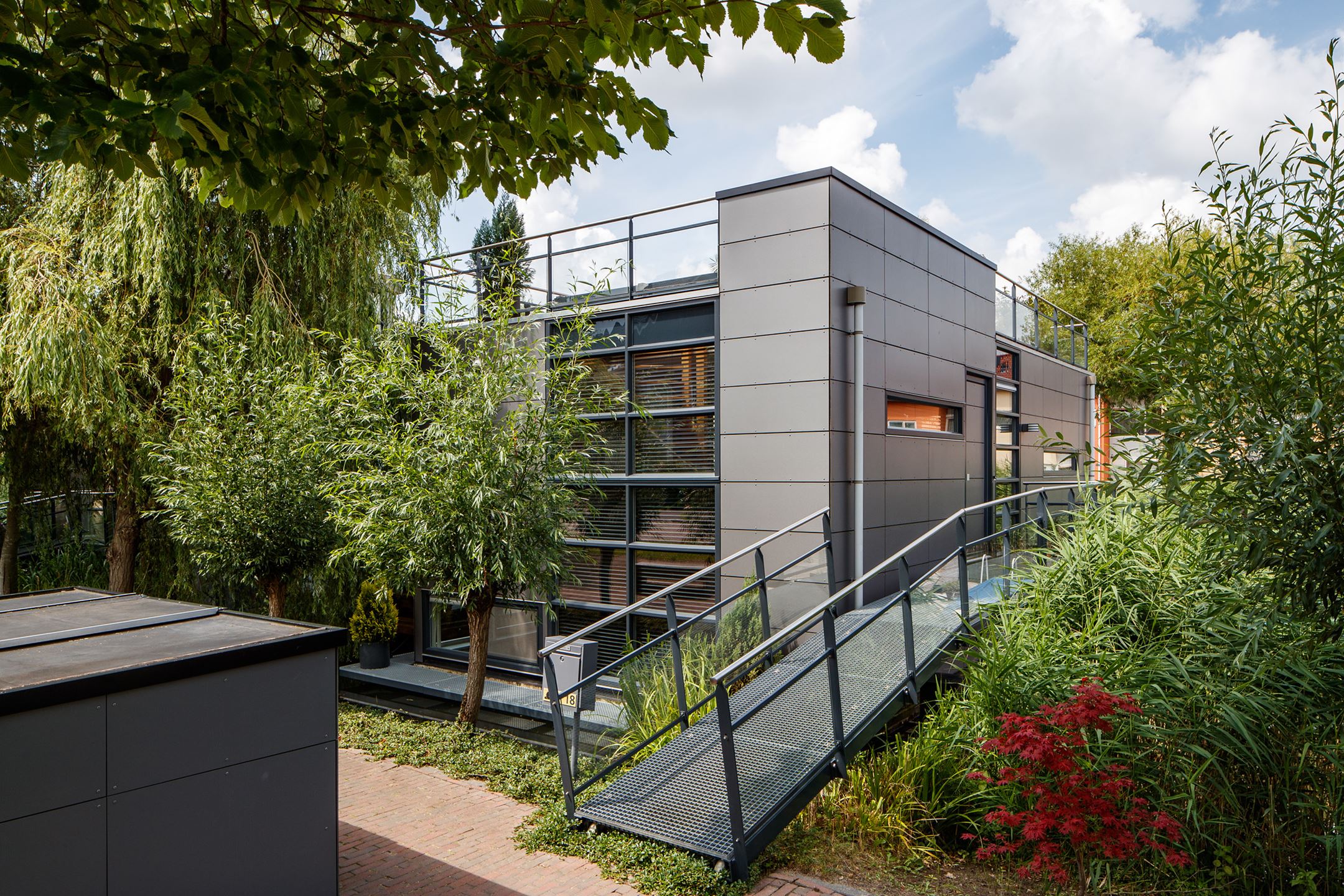 maison design sur l maison design sur l'eau
