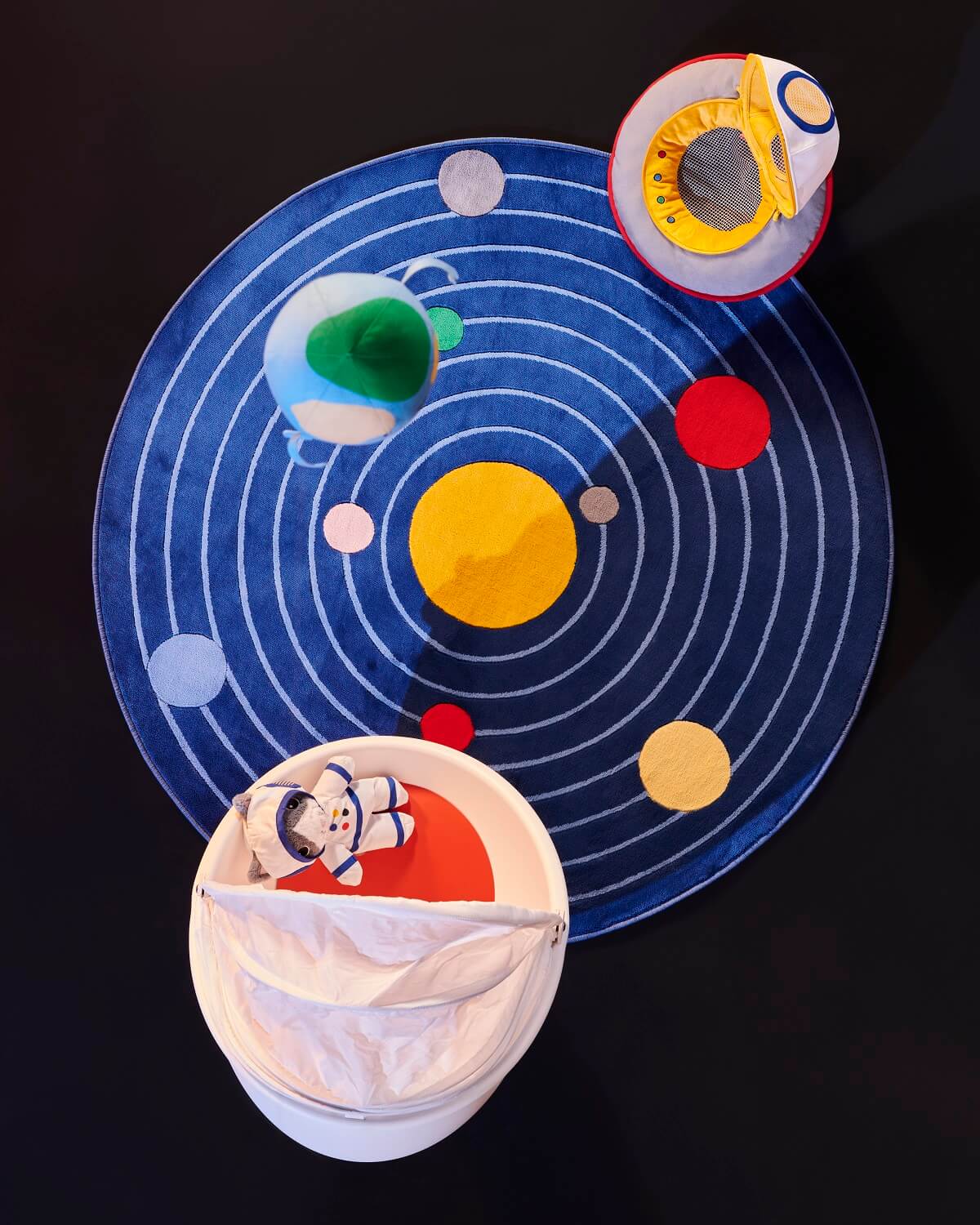 collection IKEA enfant 2023 AFTONSPARV tapis système solaire collection IKEA enfant 2023 AFTONSPARV tapis système solaire