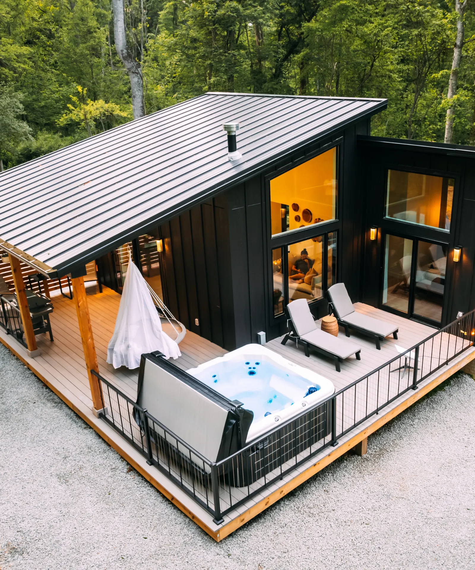 petite maison en bois 46m2 avec terrasse et jacuzzi petite maison en bois 46m2 avec terrasse et jacuzzi