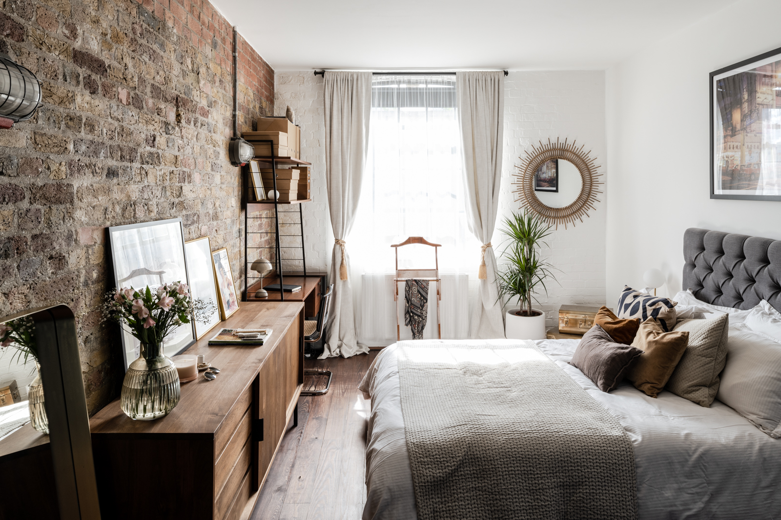 chambre avec murs en briques décoration vintage loft Londres chambre avec murs en briques décoration vintage loft Londres