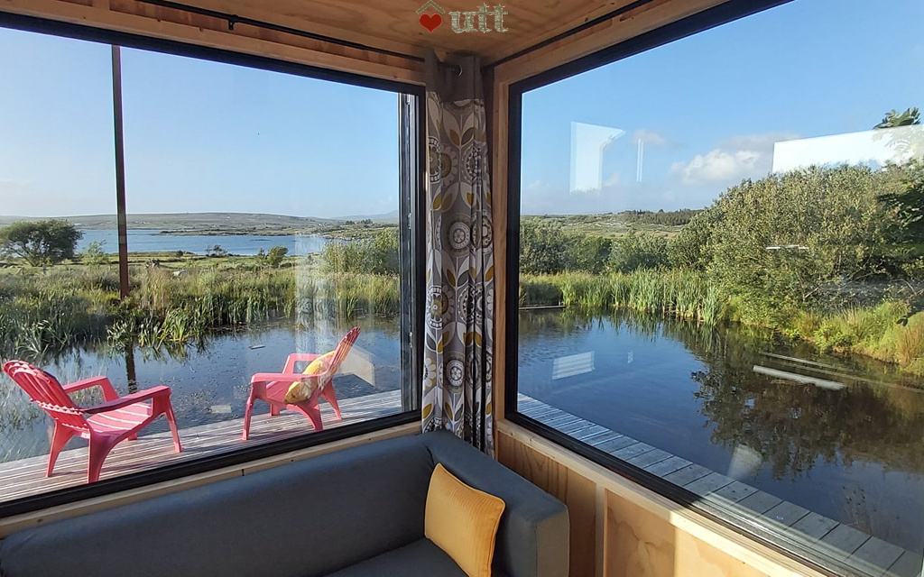 salon tiny house