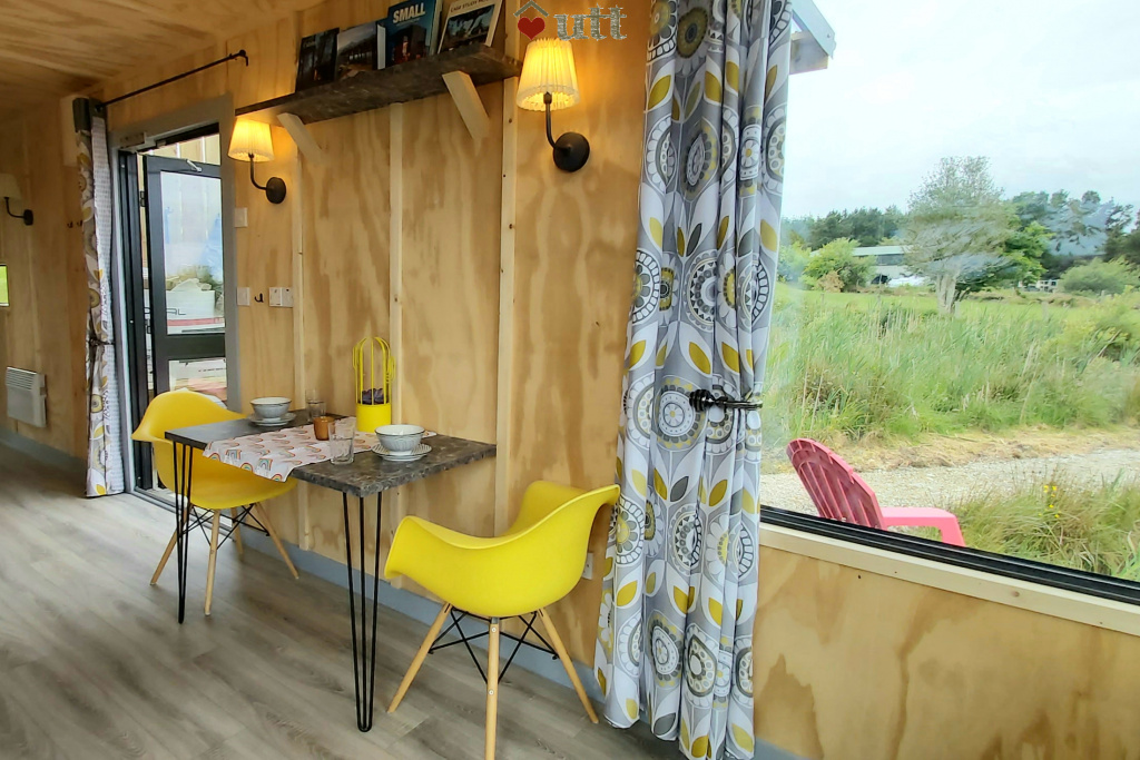 salon mini maison container 30m2