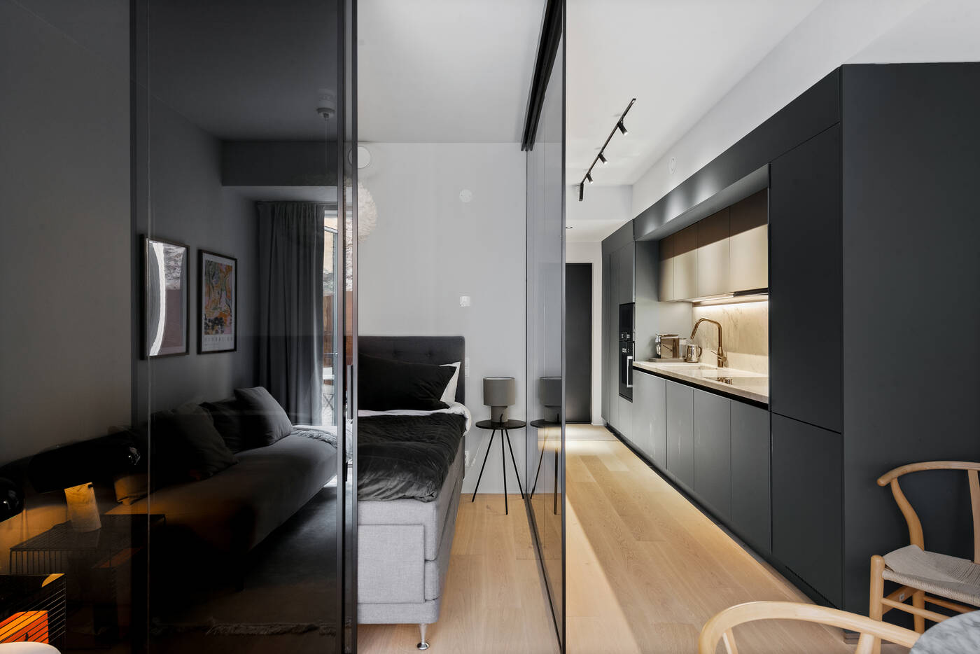 chambre verrière noire studio 32m2 décoration design chambre verrière noire studio 32m2 décoration design