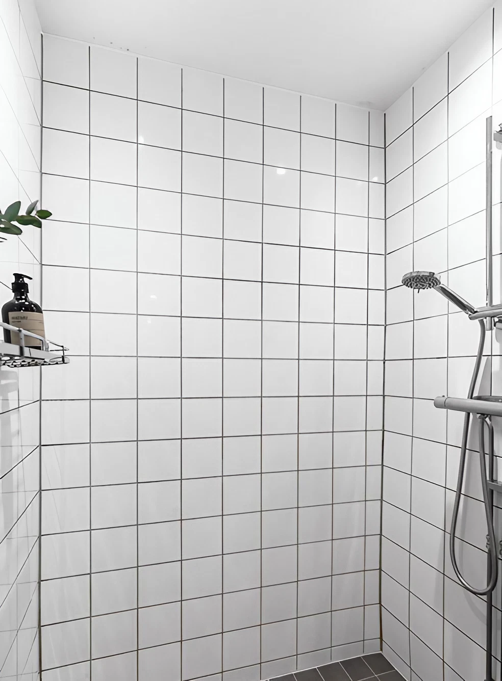 salle d salle d'eau mini studio 18m2 décoration blanche
