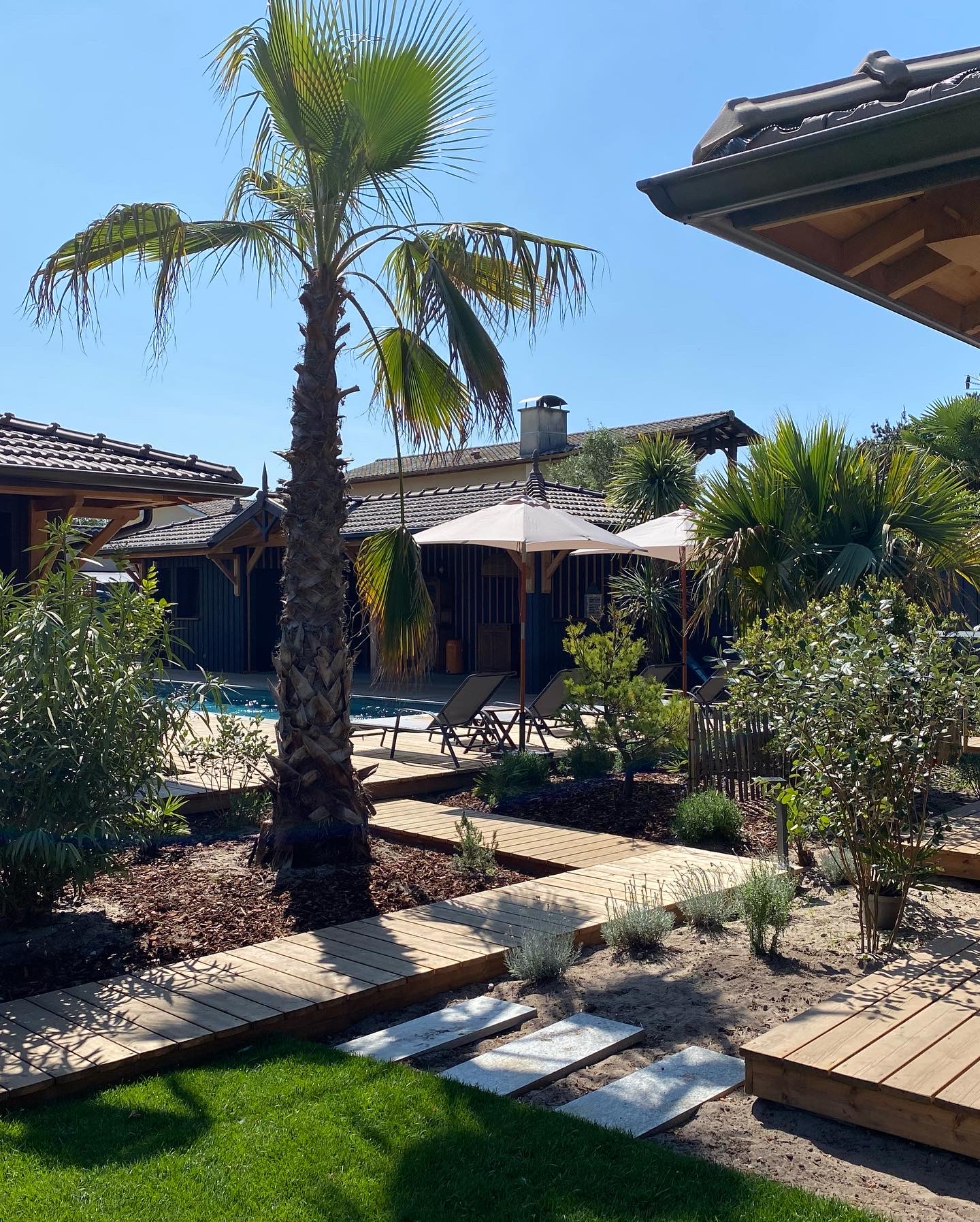maison en bois avec piscine Villa Canau
