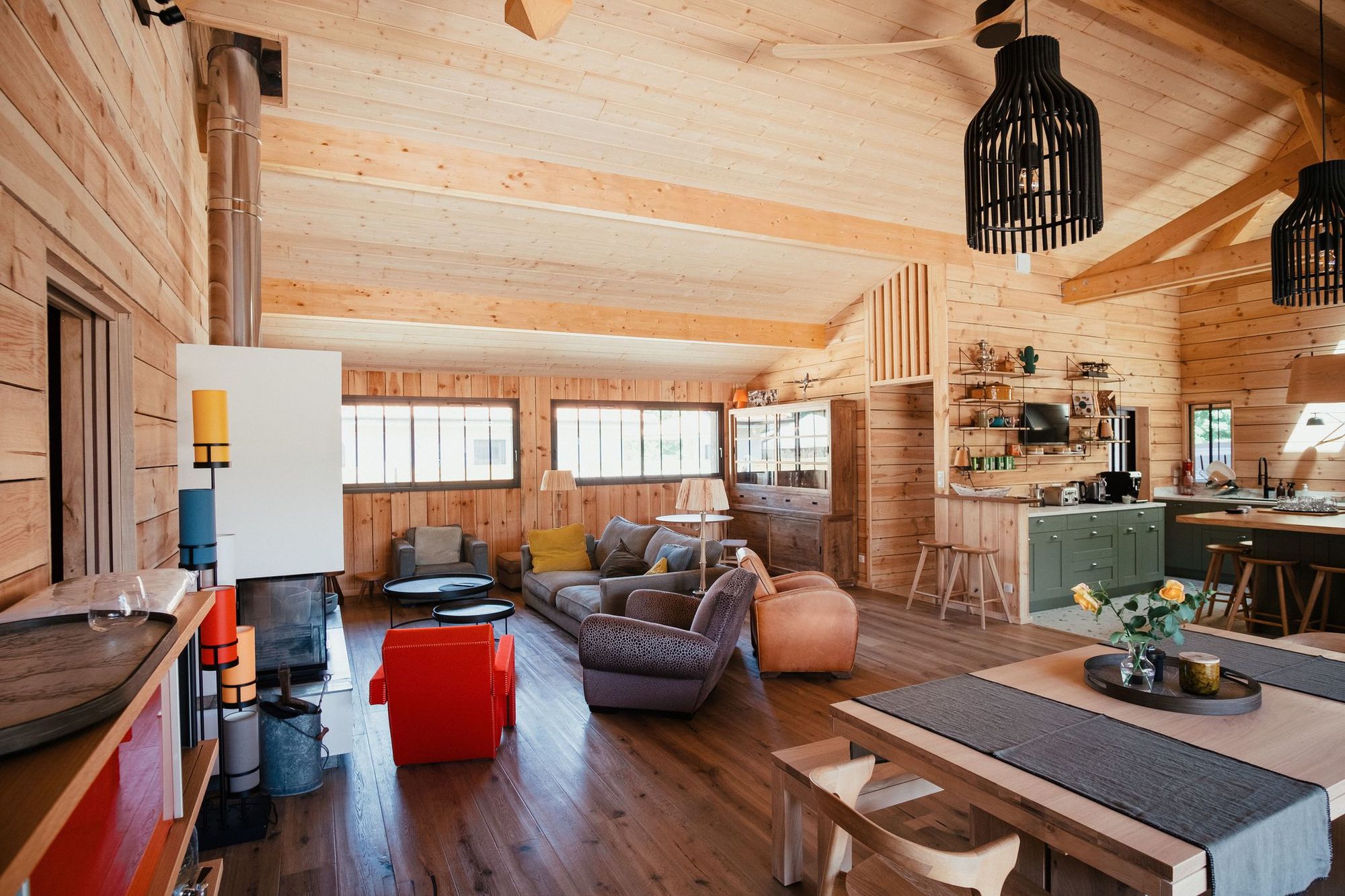 salon maison en bois avec piscine Villa Canau